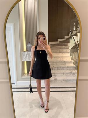 Siyah Boyundan Askılı Mini Elbise