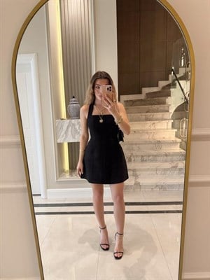 Siyah Boyundan Askılı Mini Elbise