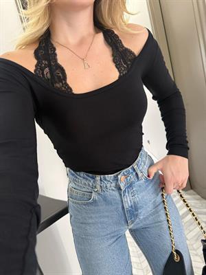 Siyah Boyundan Dantelli Bluz-1017