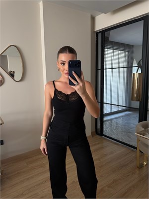 Siyah Dantel Detaylı Fitilli Atlet - 1005