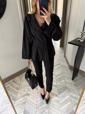 Siyah Dört Düğmeli Gömlek-3242