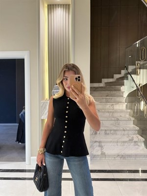 Siyah Gold Düğmeli Yakalı Yelek