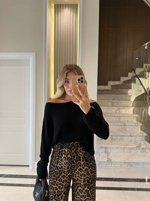 Siyah Kayık Yaka Basic Triko Kazak-10804