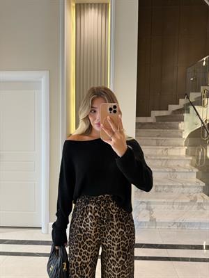 Siyah Kayık Yaka Basic Triko Kazak-10804