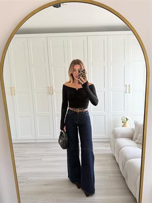 Siyah Omuzları Açık Büzgülü Top-32089