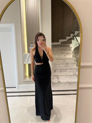 Siyah  Pencere Detaylı Boyundan Askılı Uzun Elbise