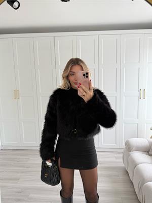 Siyah Sıfır Yaka Kısa Kürk 