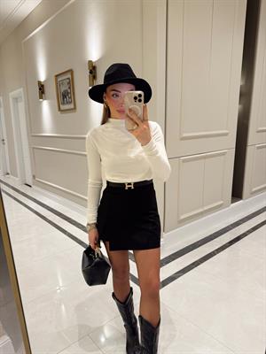 Siyah Sofia Yırtmaçlı Şort Etek KRL