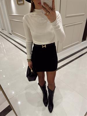 Siyah Sofia Yırtmaçlı Şort Etek KRL