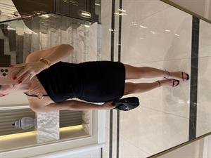 Siyah Tasarım Askı Detaylı Mini Elbise