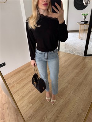 Siyah Tek Omzu Açık Dantelli Bluz-1013