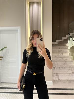 Siyah Yüksek yakalı Tshirt-30481