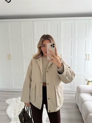 Taş Kadife Yakalı Marka Model Ceket