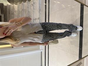 Taş Önü Düğmeli Triko Yelek