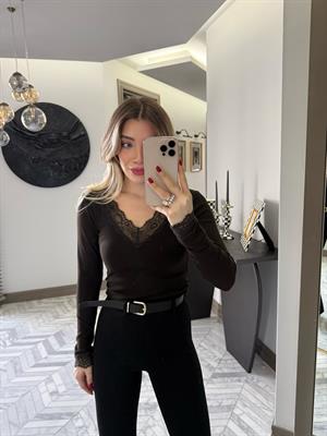 Yeni Kahve Yakadan Dantelli Bluz-1089