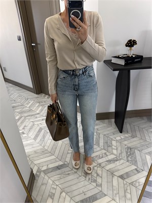 Yıkamalı Mavi Kesik Paçalı Boy Fit Jean 