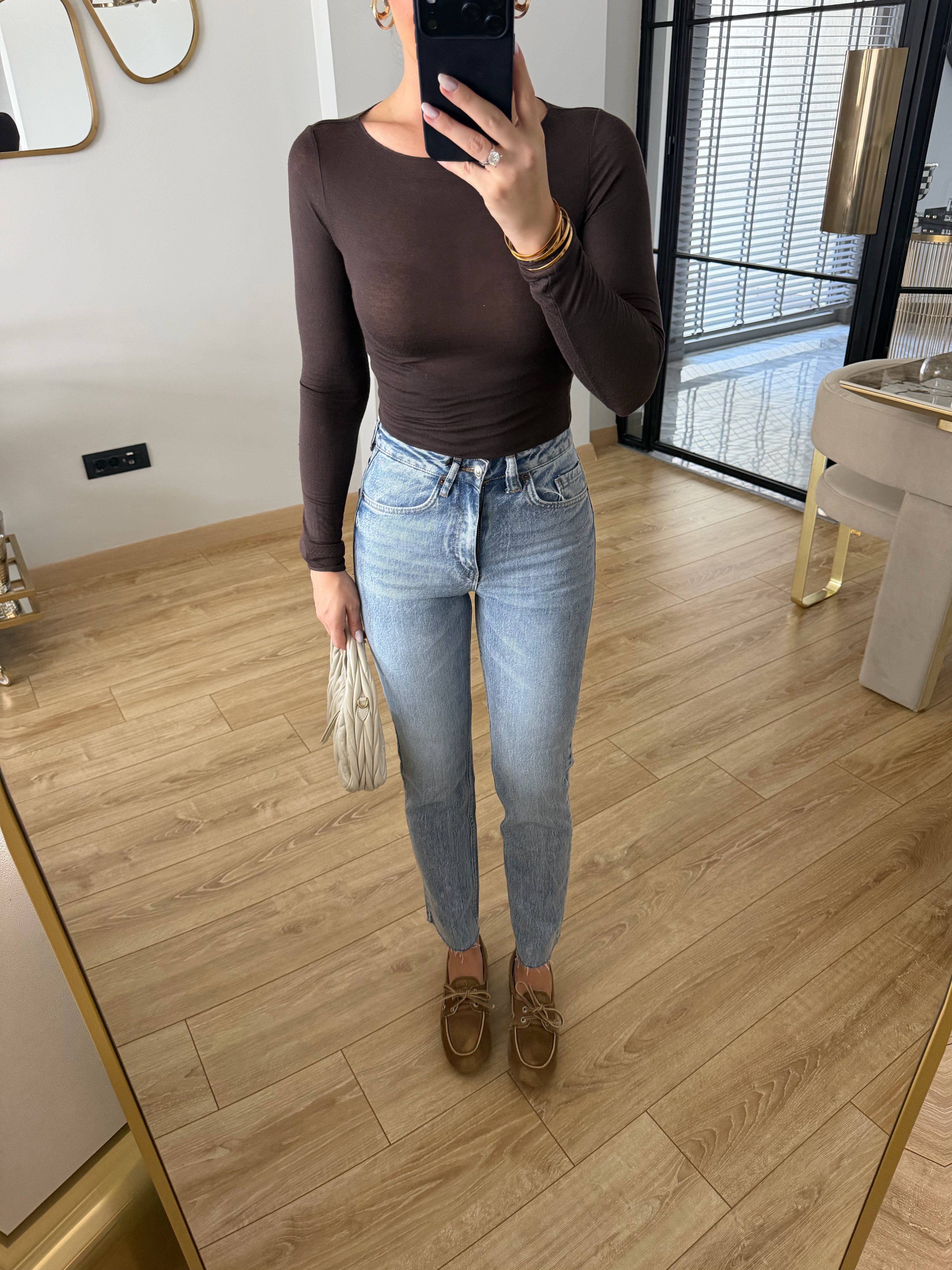 Açık Mavi Kesik Paçalı Boy Fit Jean - 1959