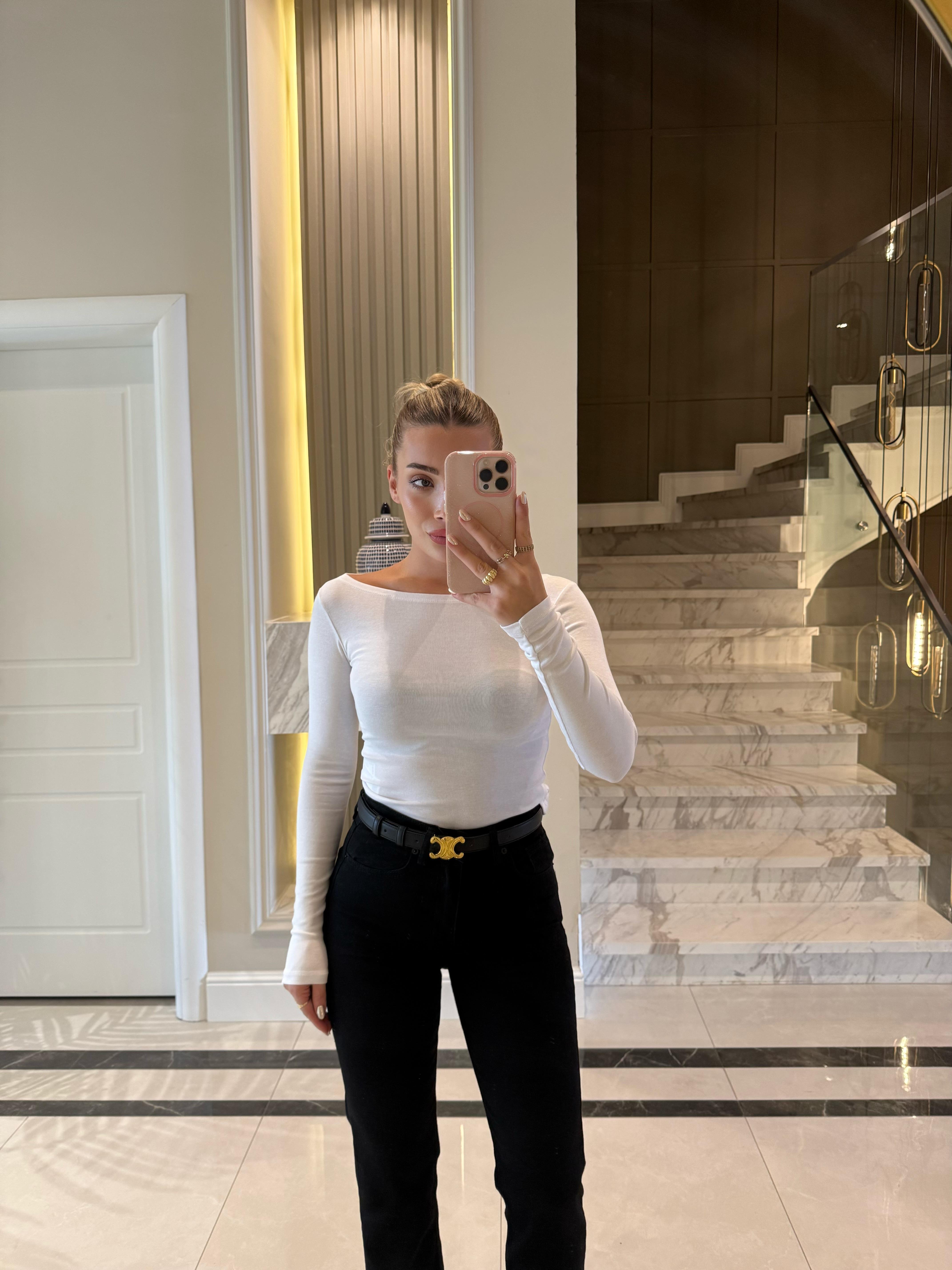 Beyaz Kayık Yaka Uzun Kollu Top 31332