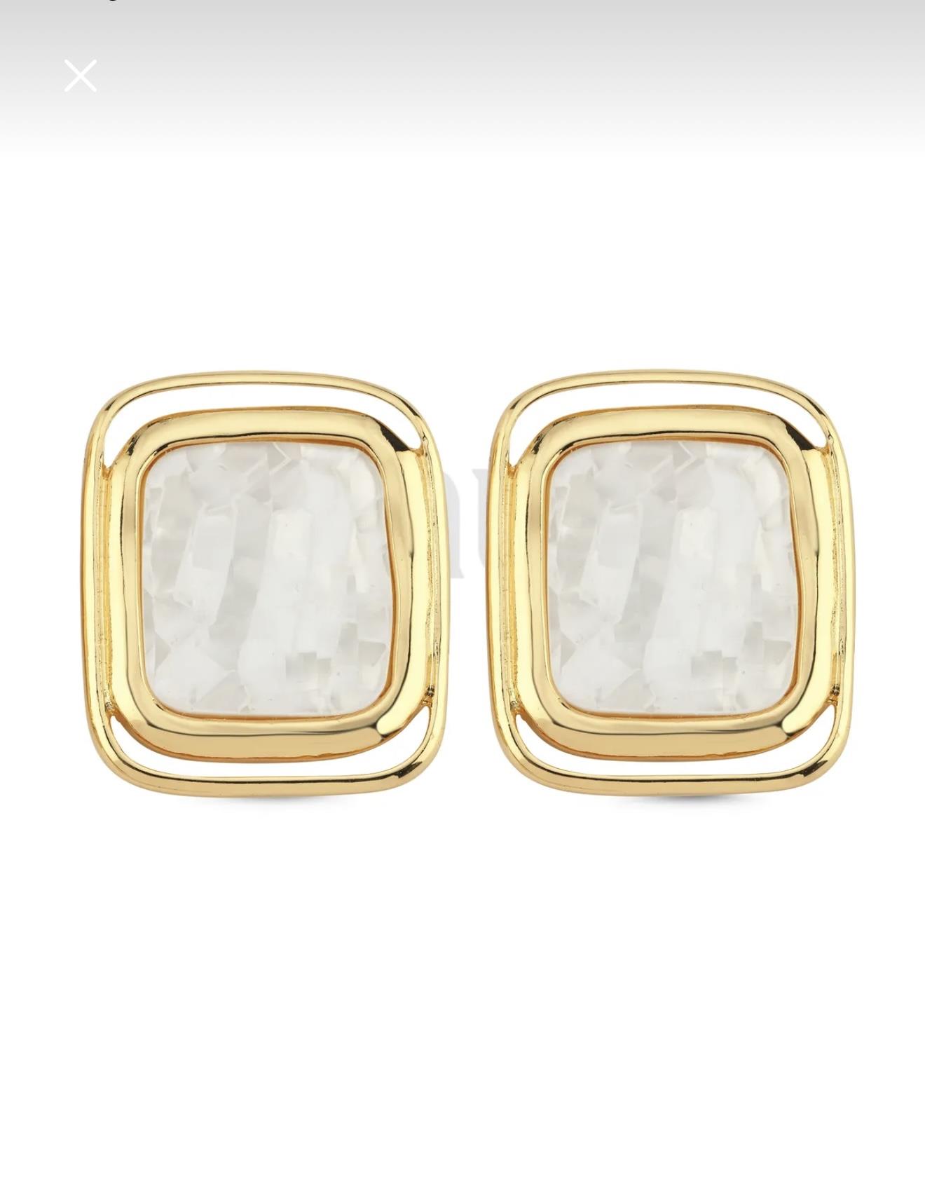 Beyaz Sedefli Kare Marka Model Küpe