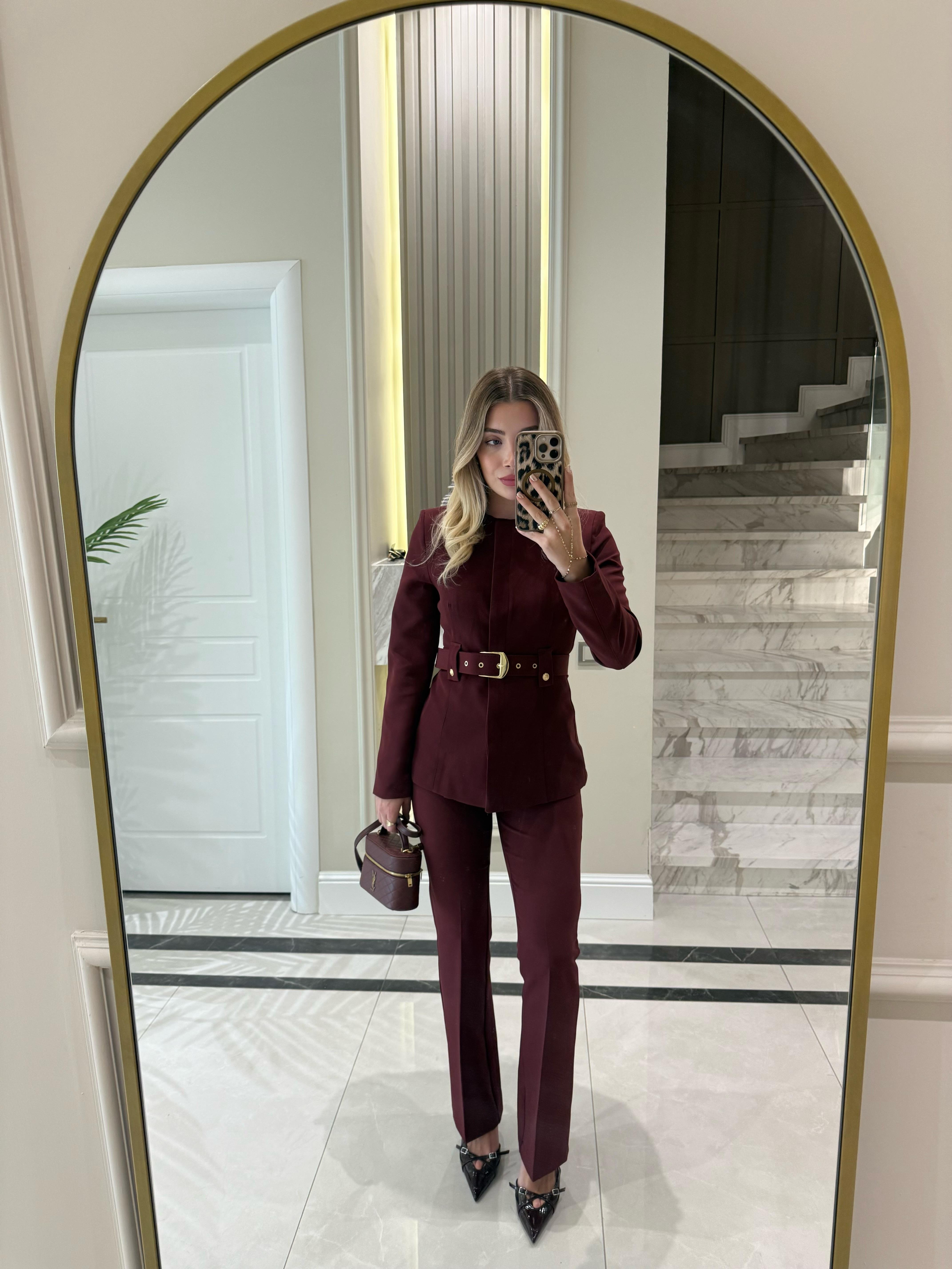 Bordo Sıfır Yakalı Kemerli Ceket Pantolon İkili Takım