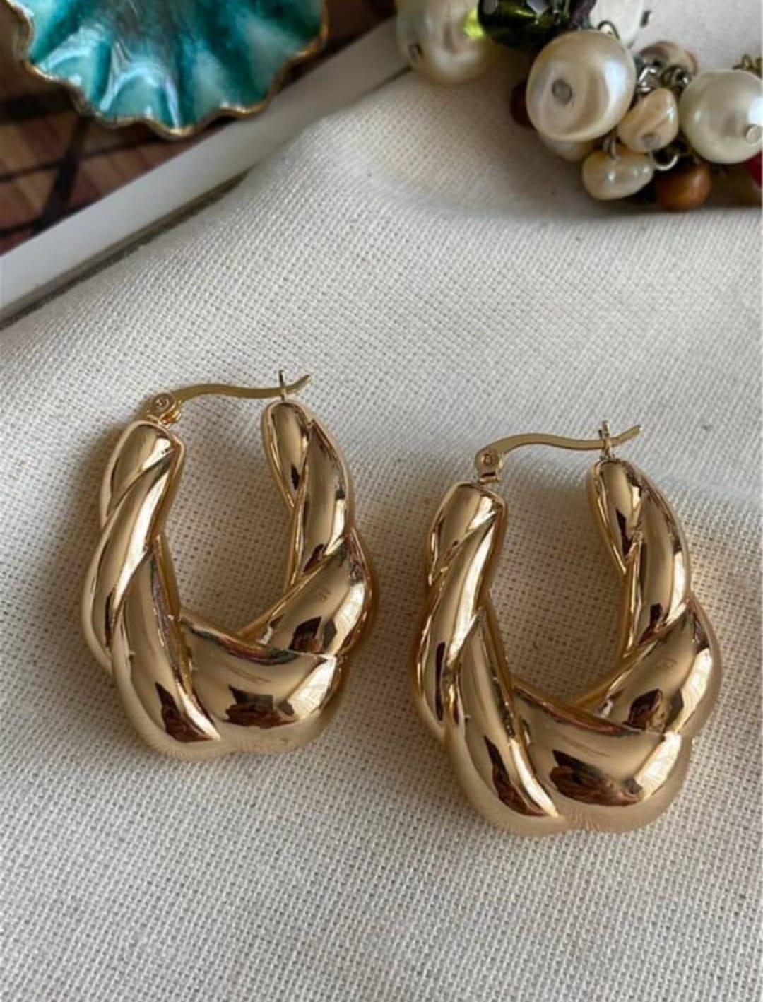 Burgu Gold Elips Küpe