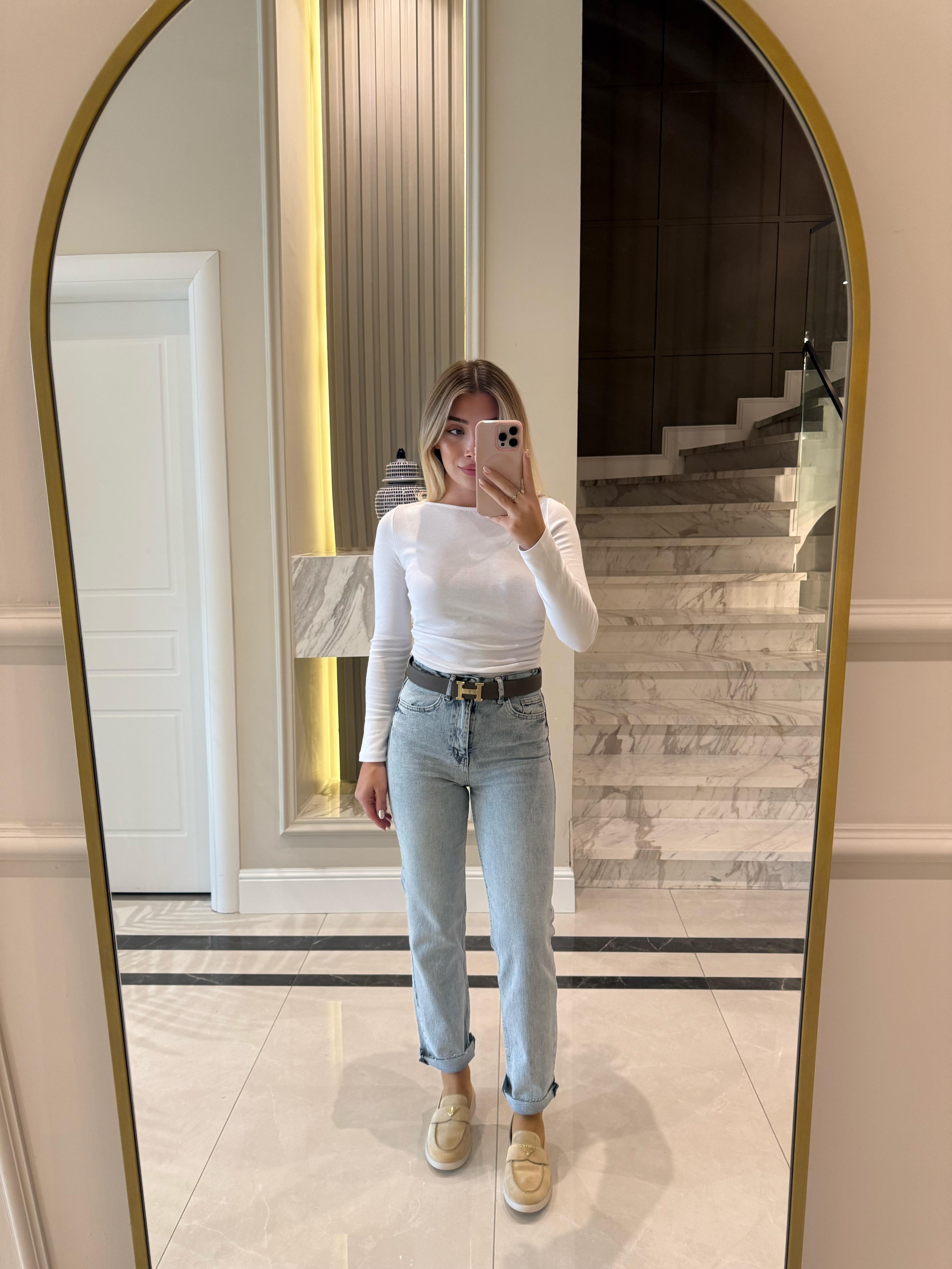 Buz Mavi Kesik Paçalı Boyfit Jean 