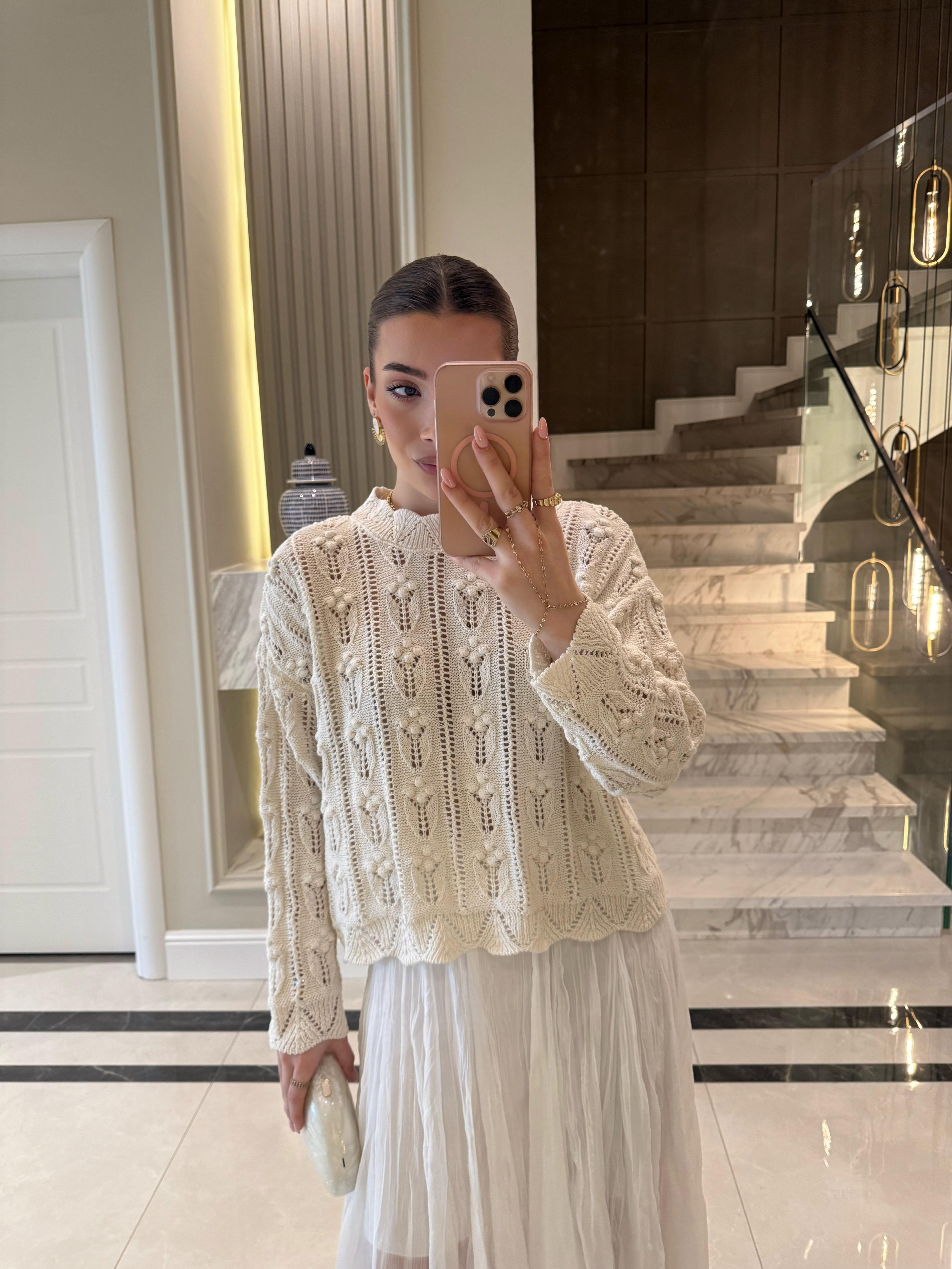 Ekru Delikli Triko -251034