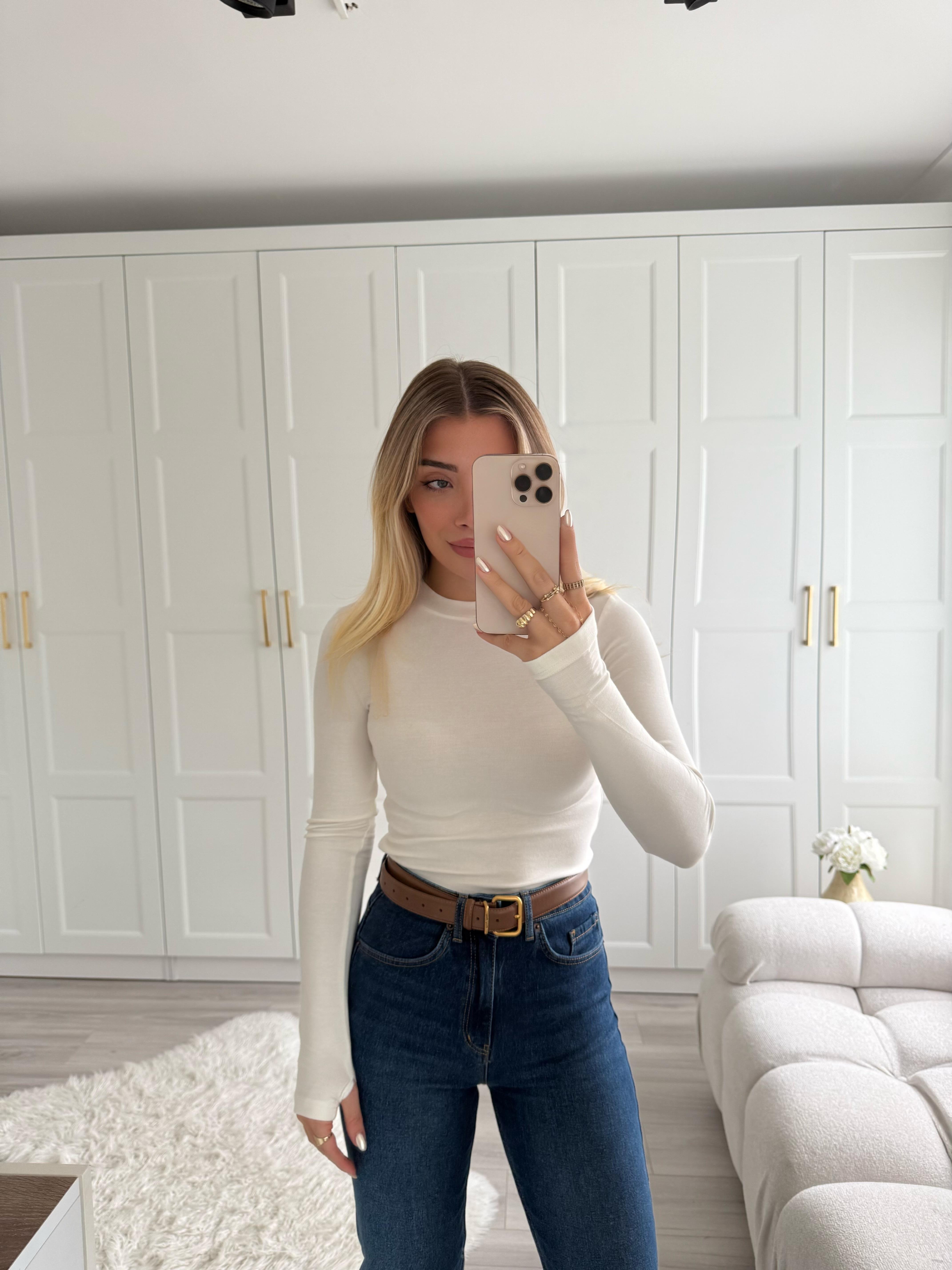 Ekru  Parmak Geçirmeli Orj Marka Modal Kumaşlı Bluz