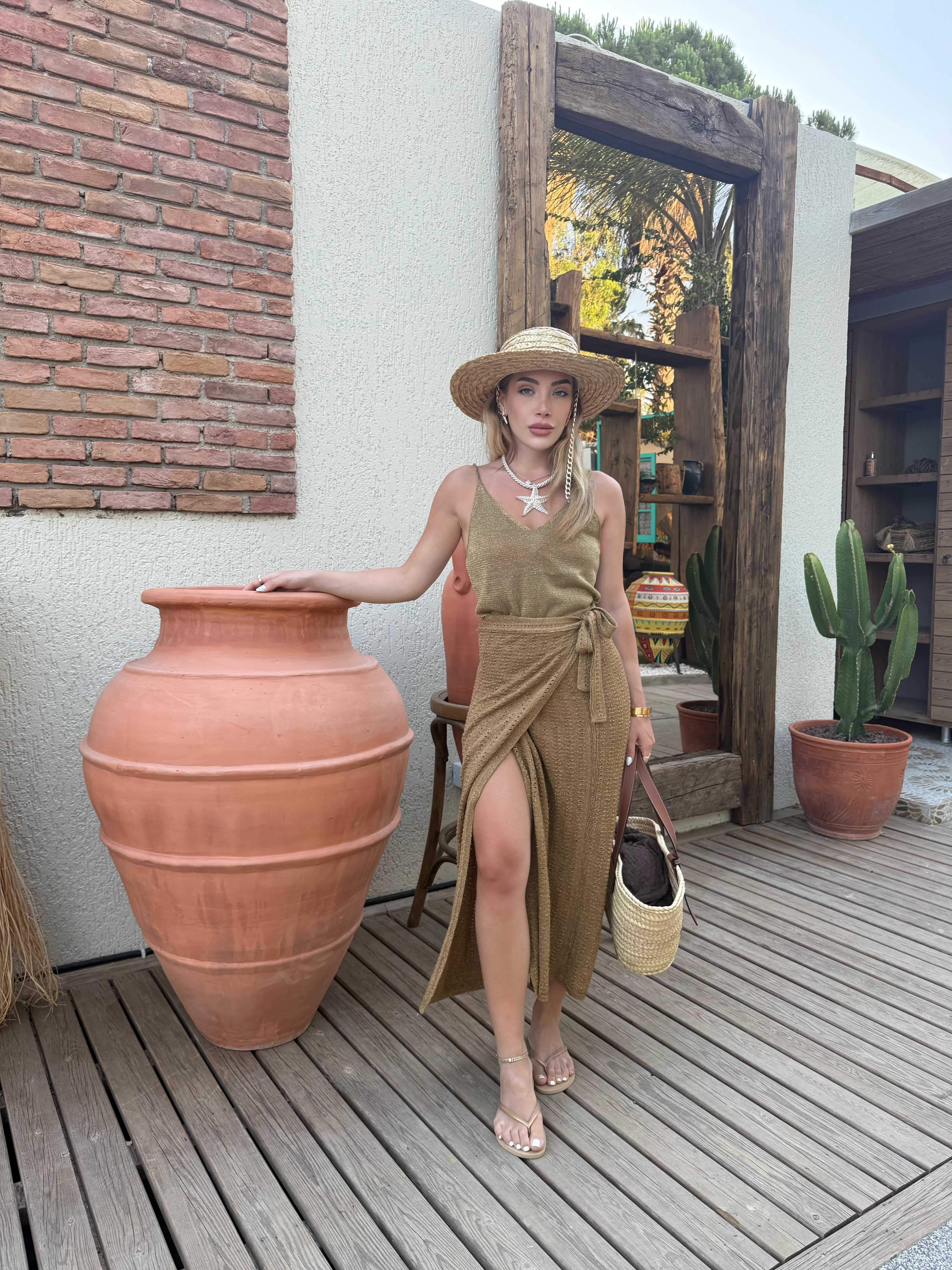 Gold Bağlamalı Simli Delikli Etek