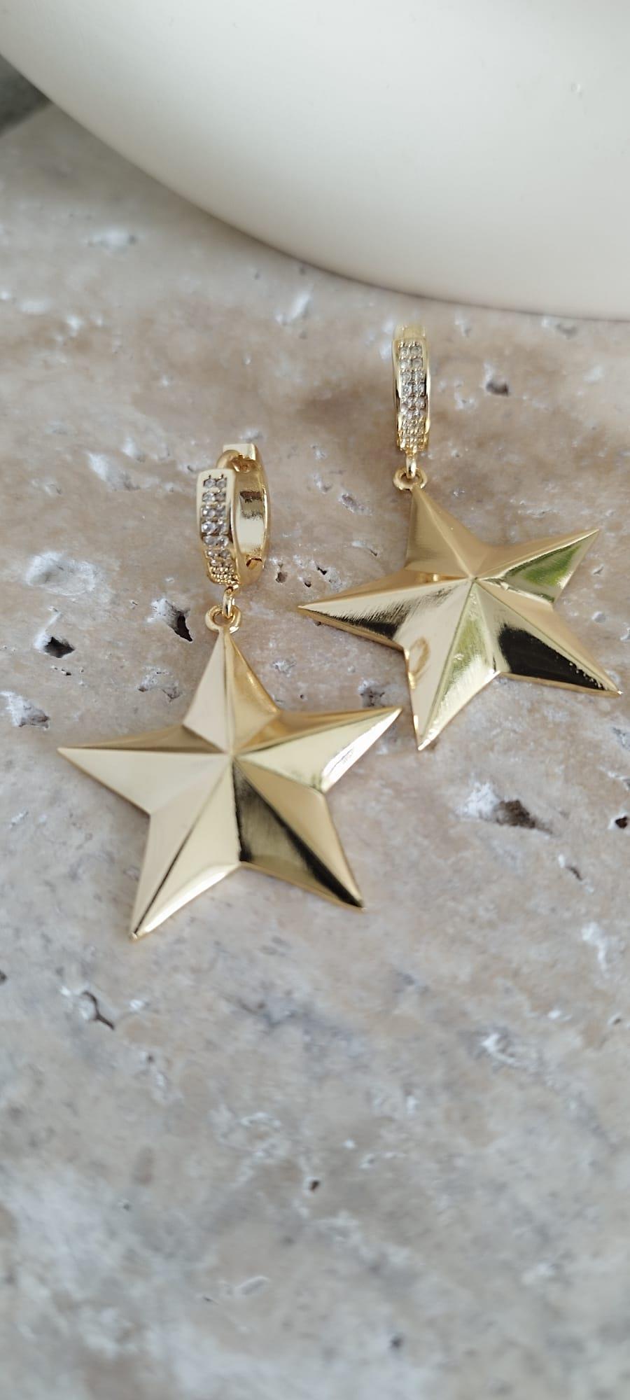 Gold Yıldızlı Küpe