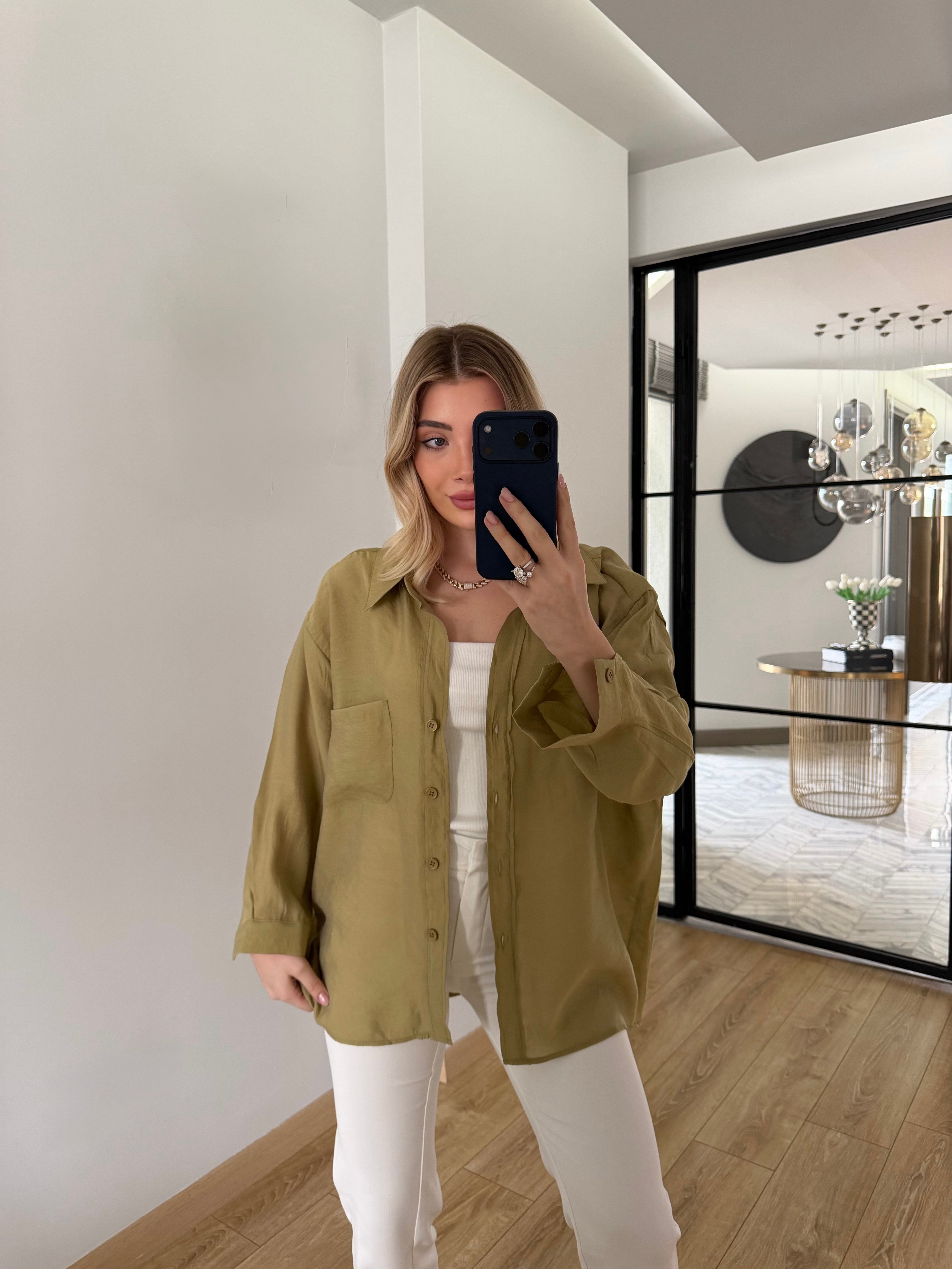 Haki Düşük Omuzlu Oversize Tensel Gömlek-4612