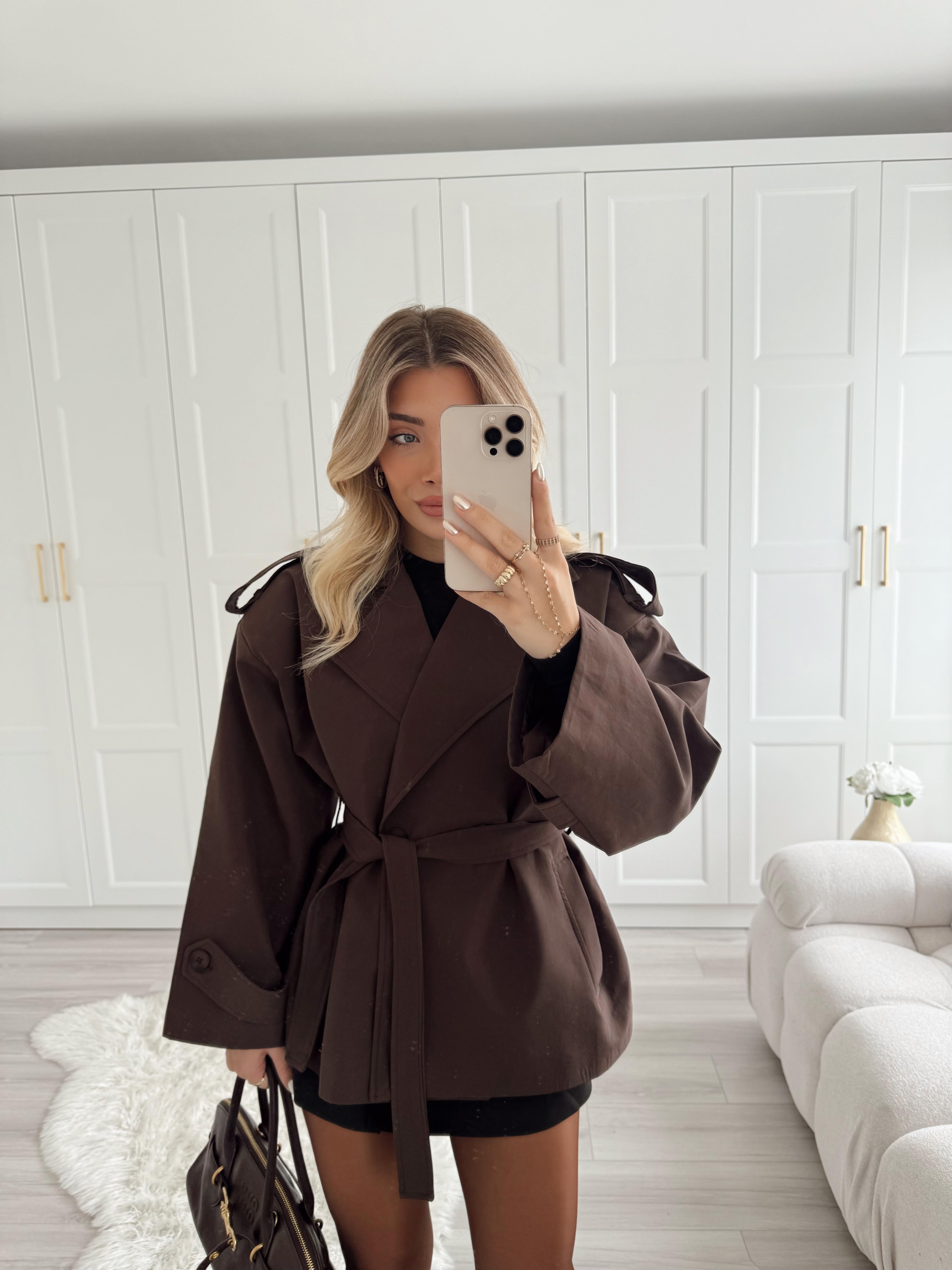 Kahve Rengi Kısa Trenç -9609
