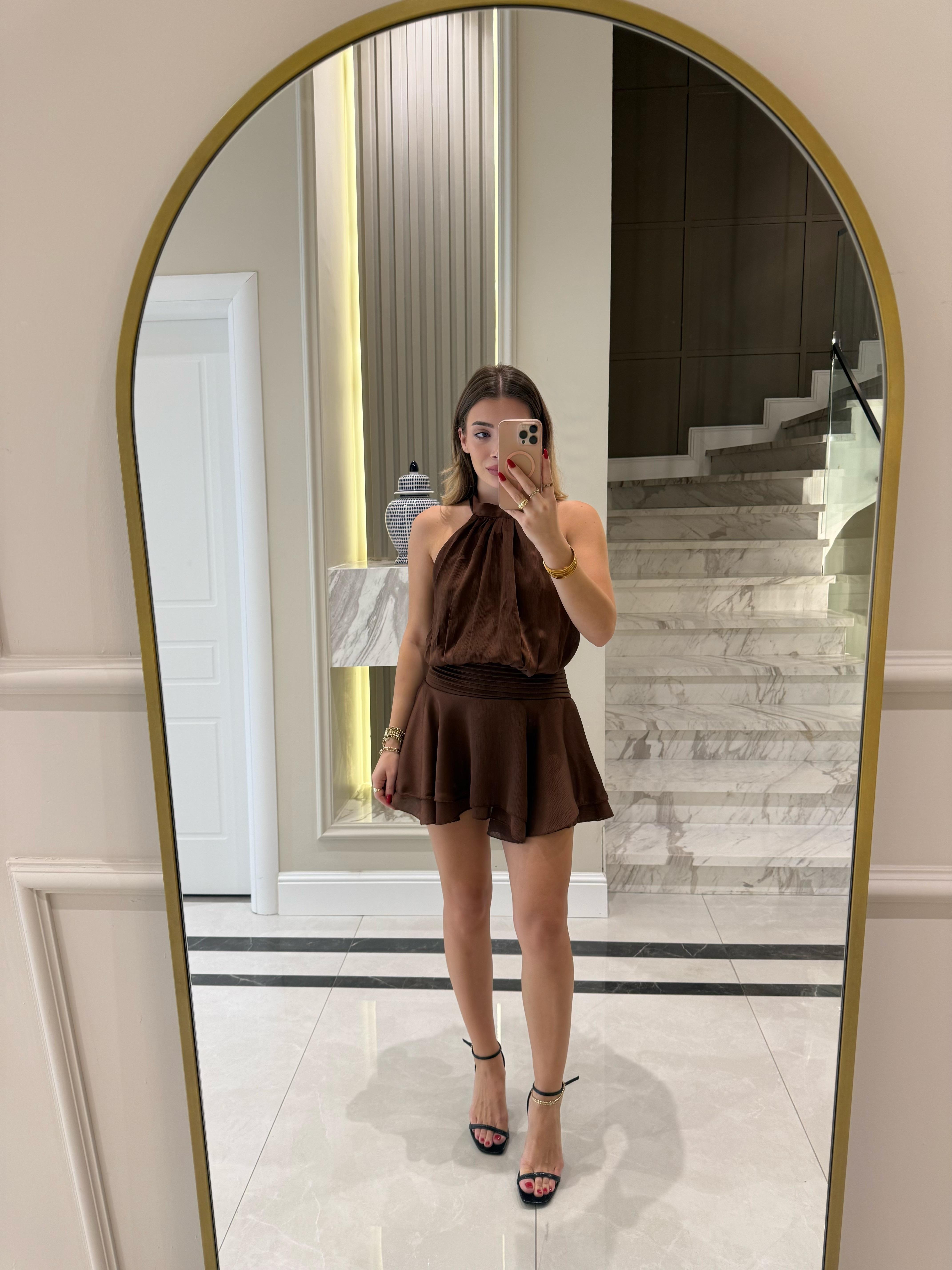 Kahverengi Altı Volanlı Halter Yakalı Mini Elbise