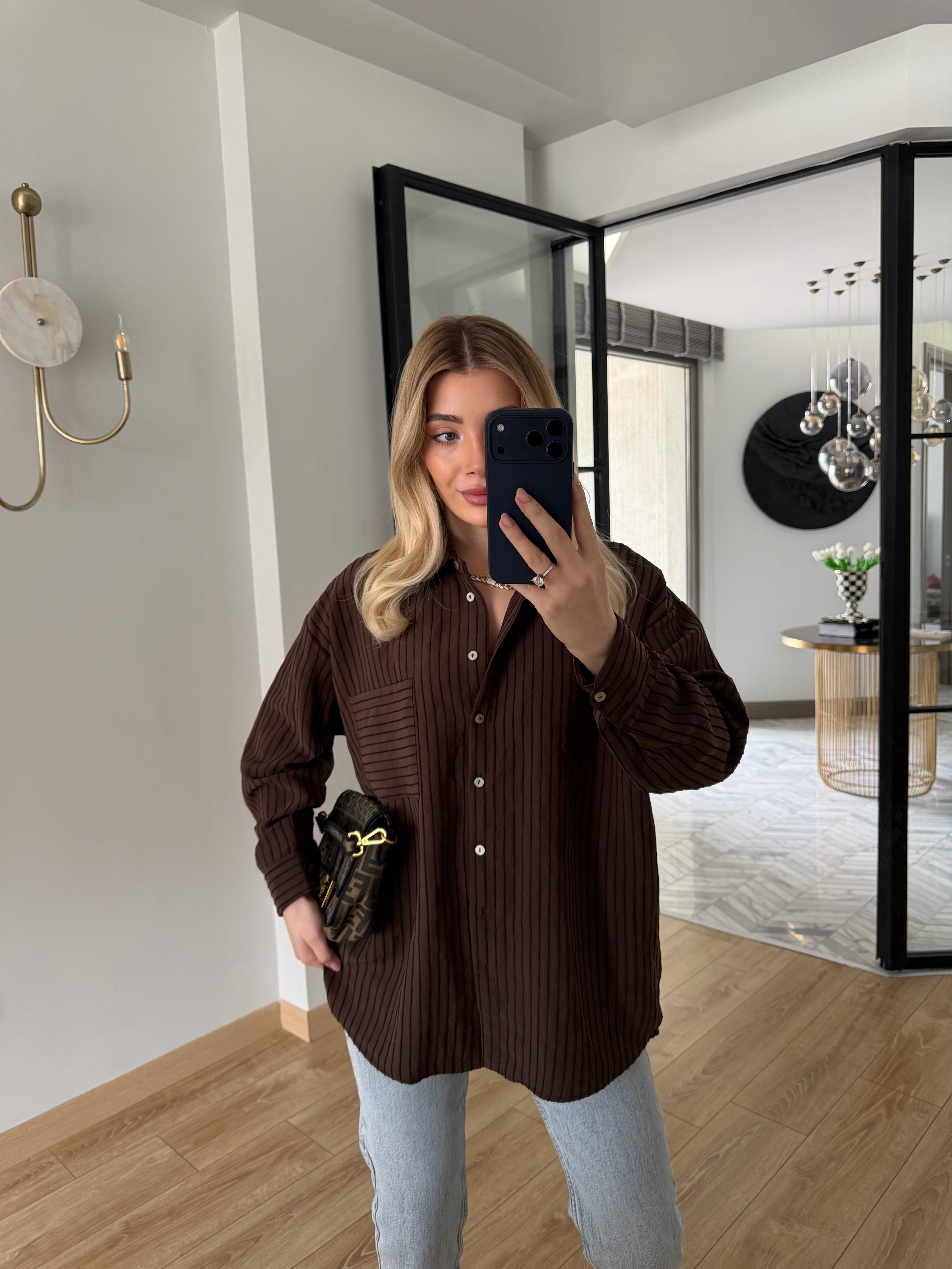 Kahverengi Oversize Dokulu Gömlek-5000