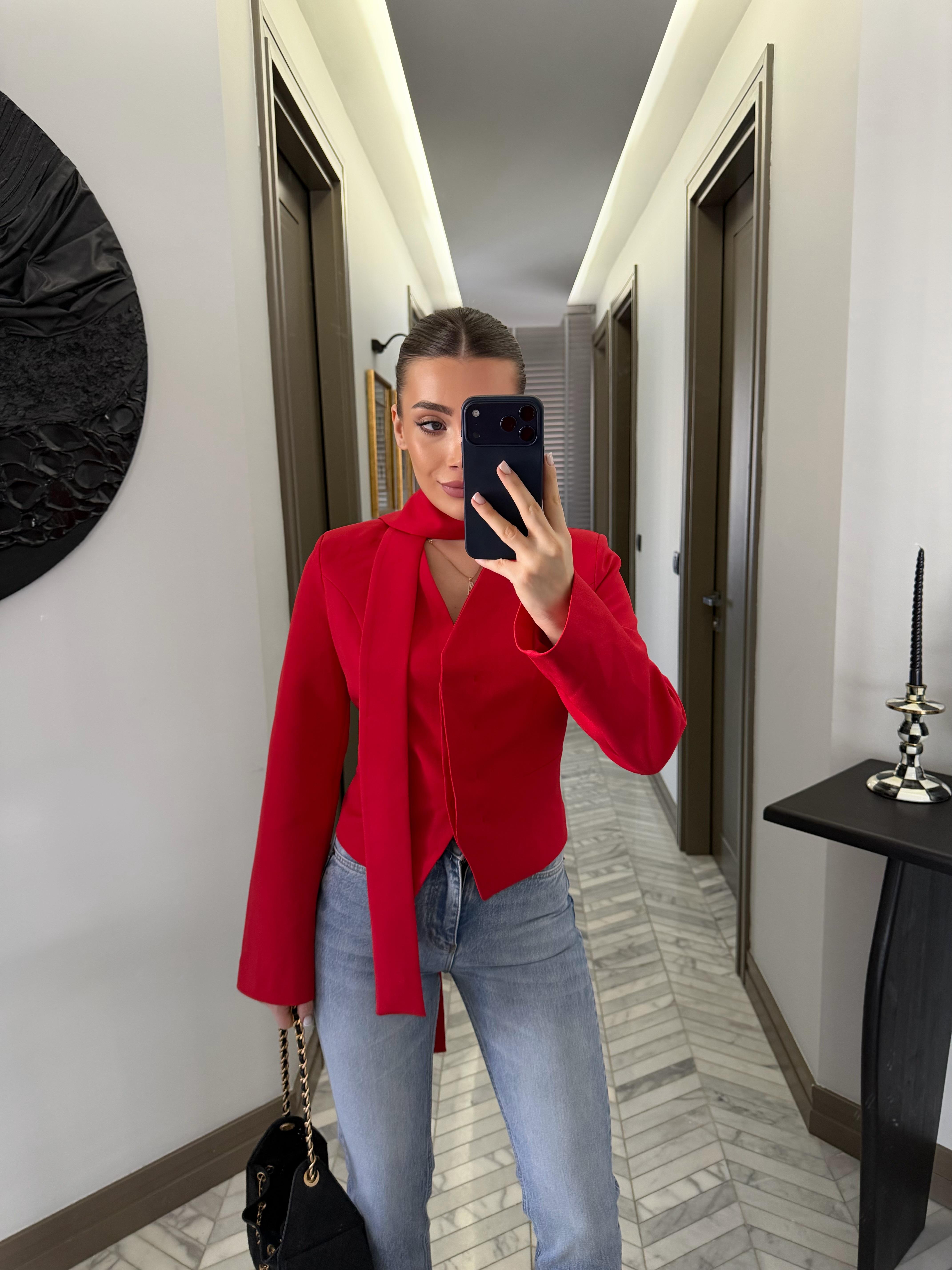 Kırmızı Oturtmalı Kısa Ceket-85175