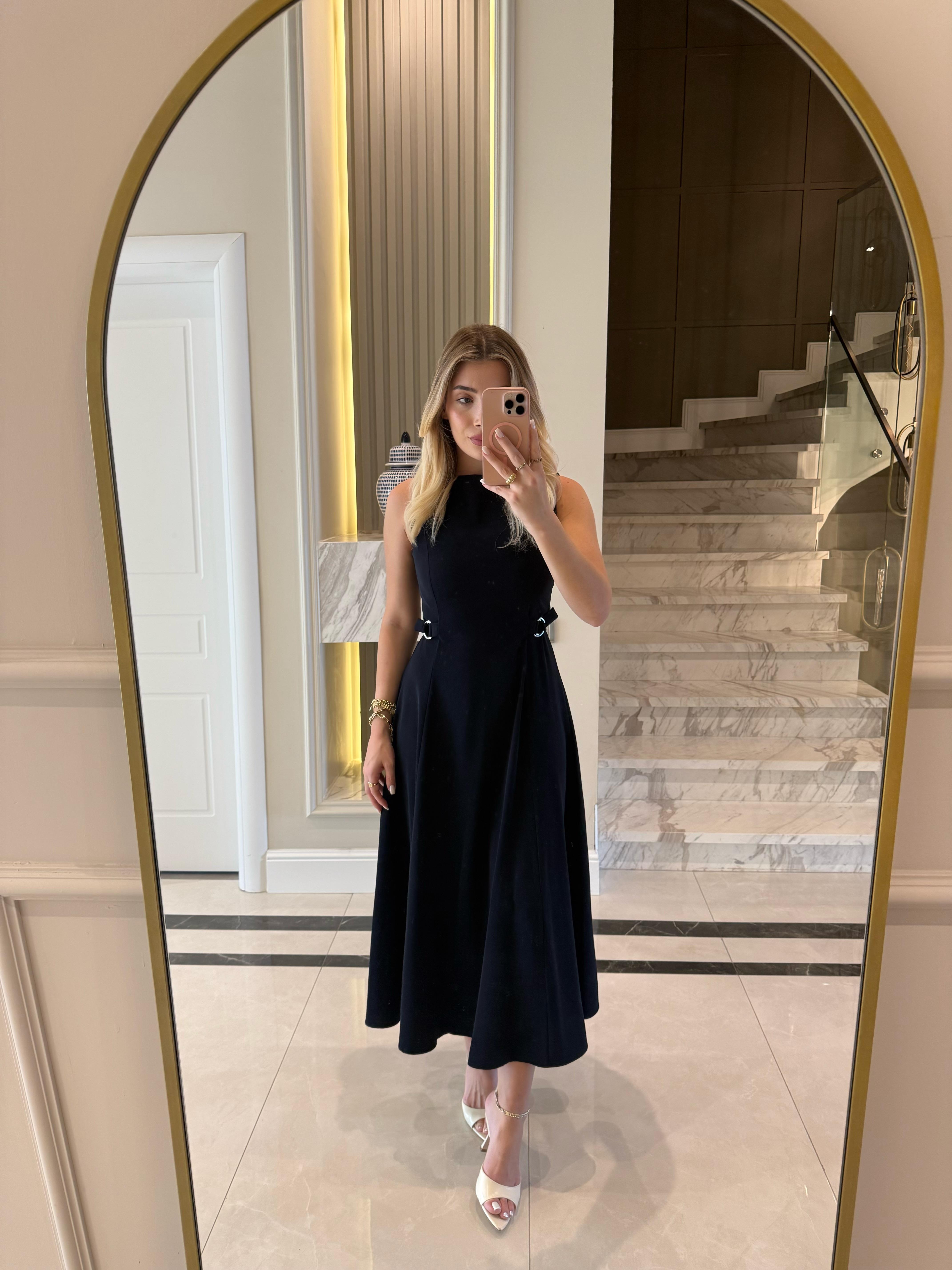 Lacivert Parçalı Kemer Detaylı Elbise 