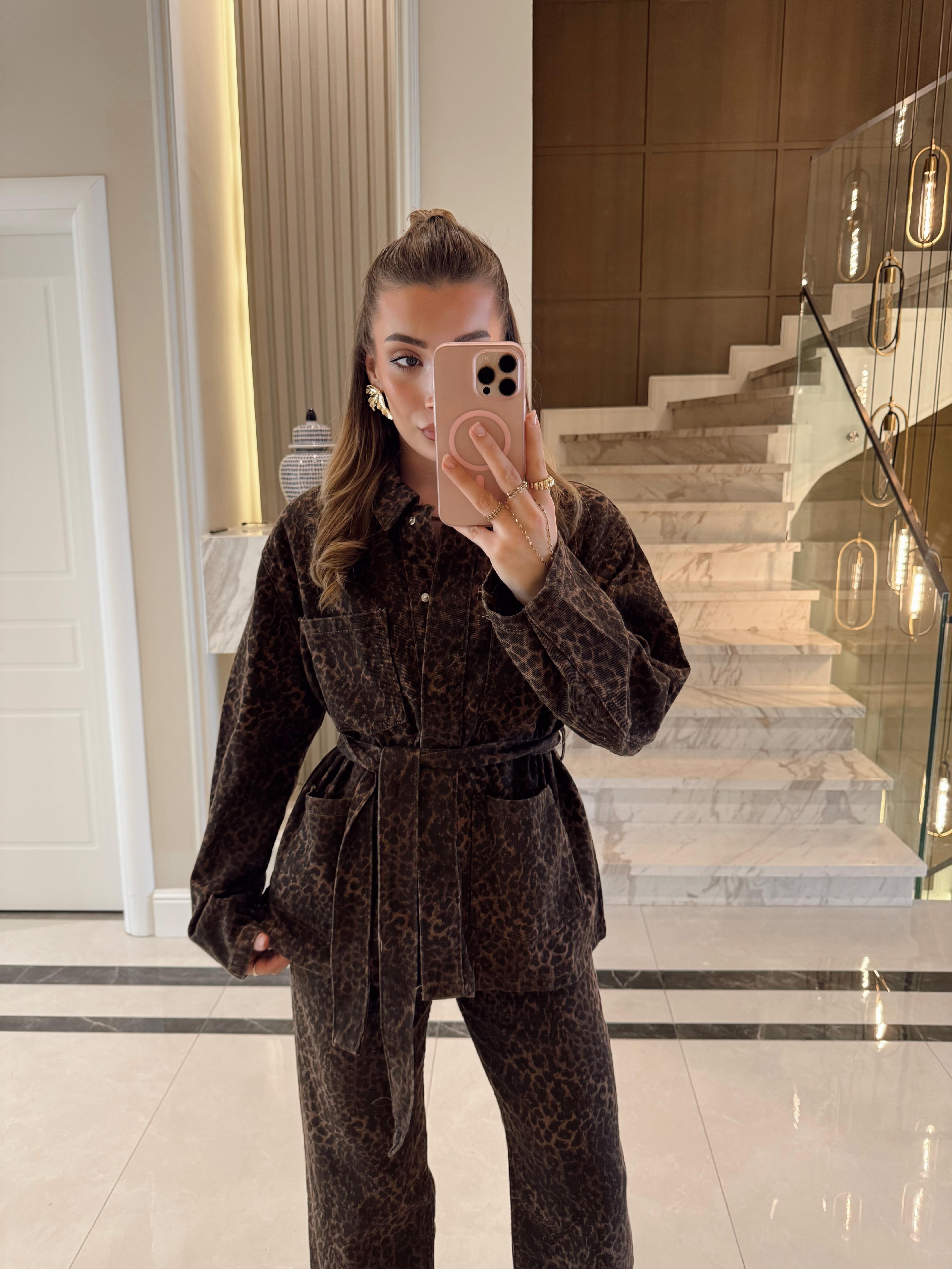 Leopar Desenli Özel Seri Kuşaklı Gabardin Ceket