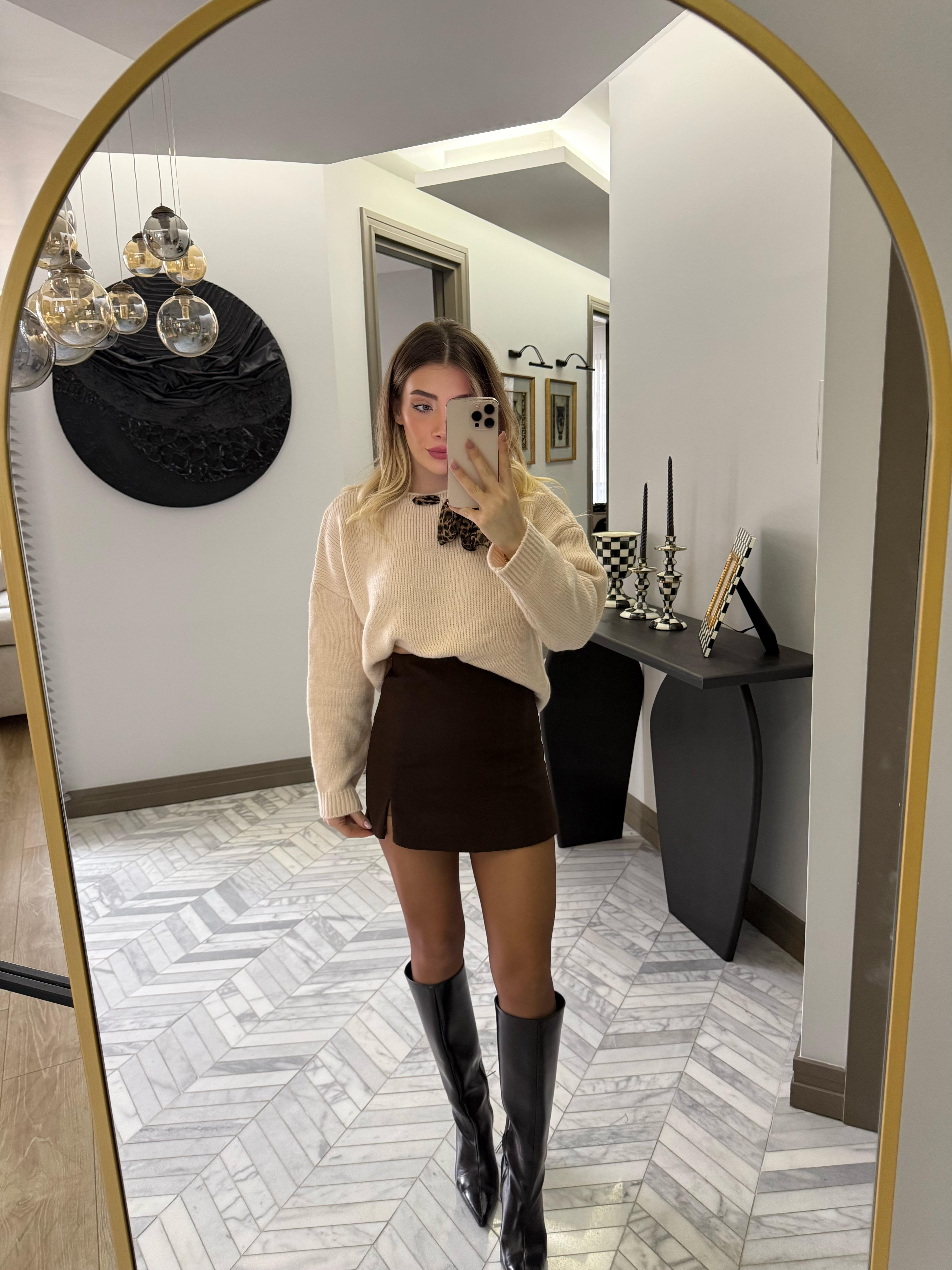 Marka Model Kahve Yırtmaçlı Şort Etek