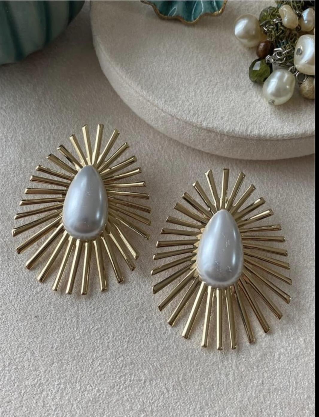 Pearly Sun Gold Küpe 