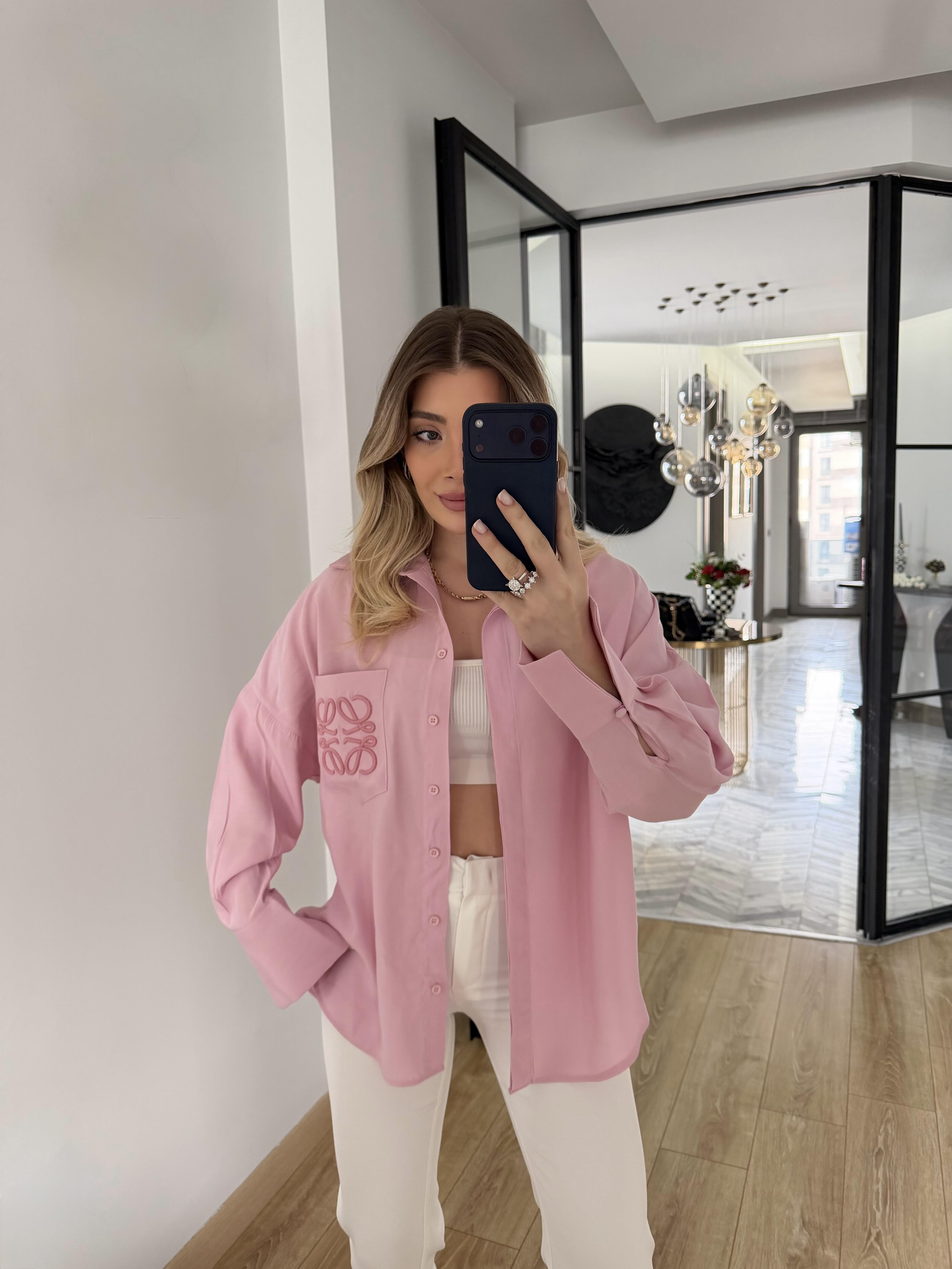 Pembe Orjinal Marka Cebi Nakışlı Gömlek