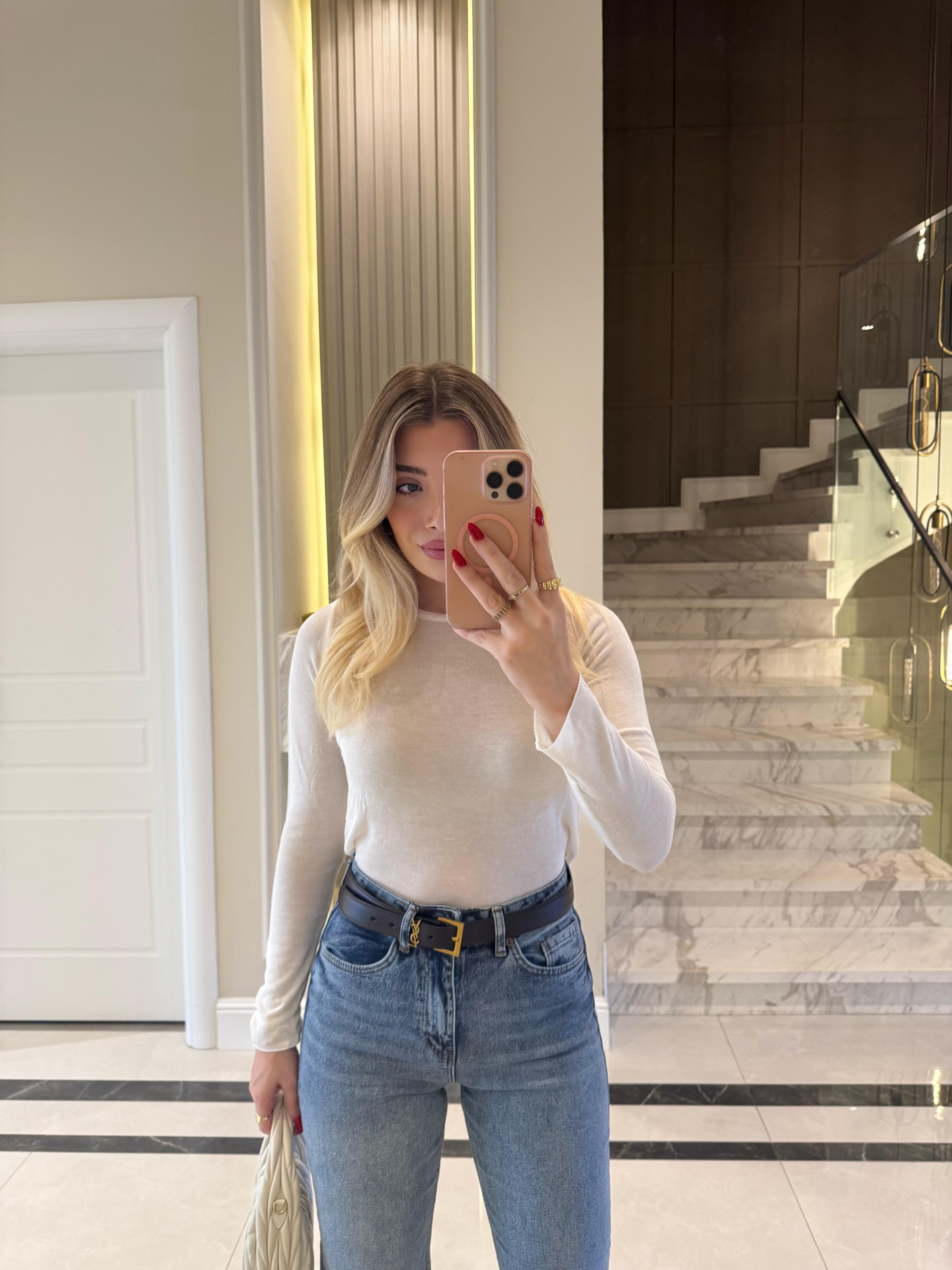 QS Optik Beyaz Bisiklet Yaka Transparan Bluz 