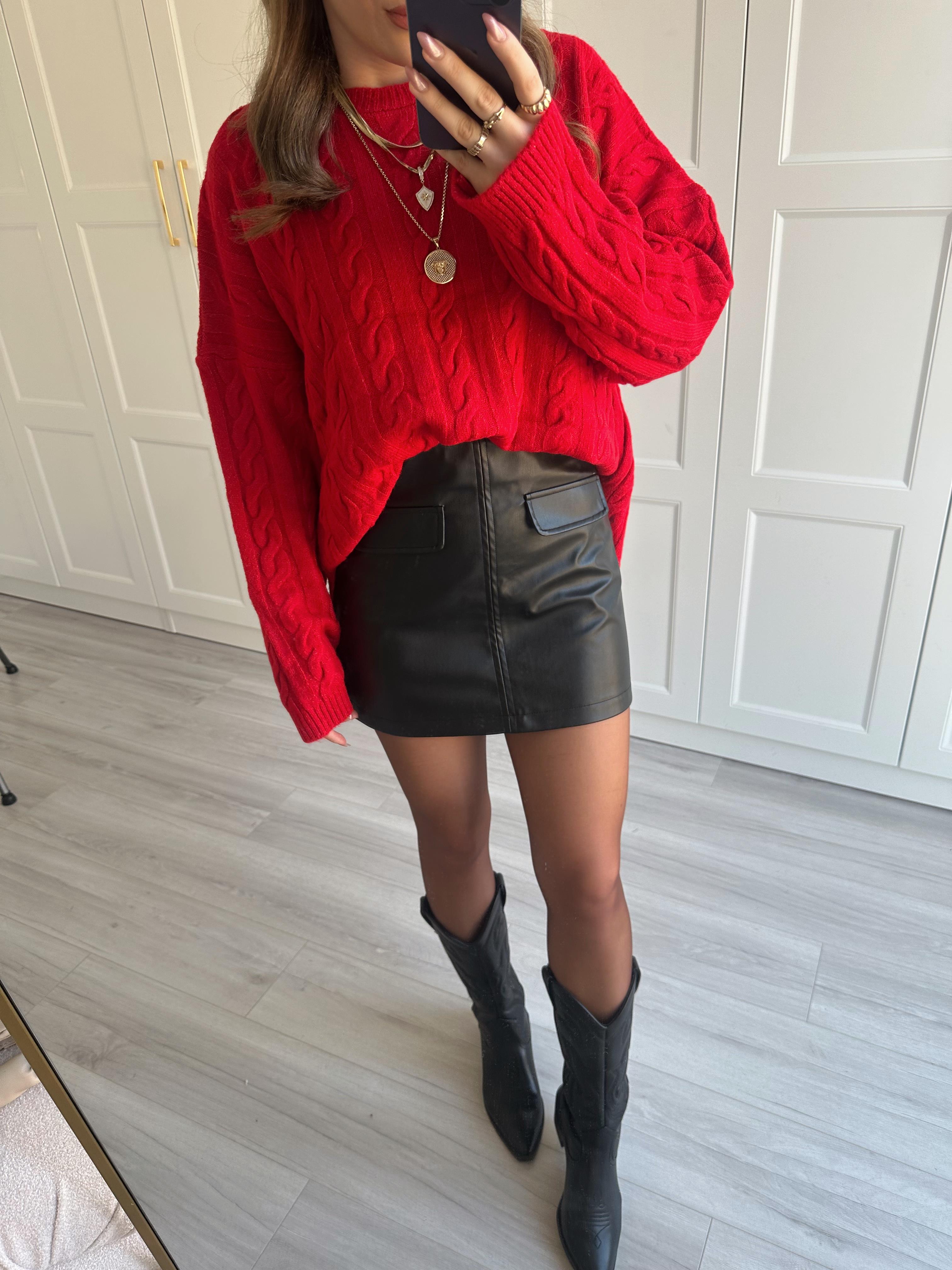 Siyah Cepli Deri Etek