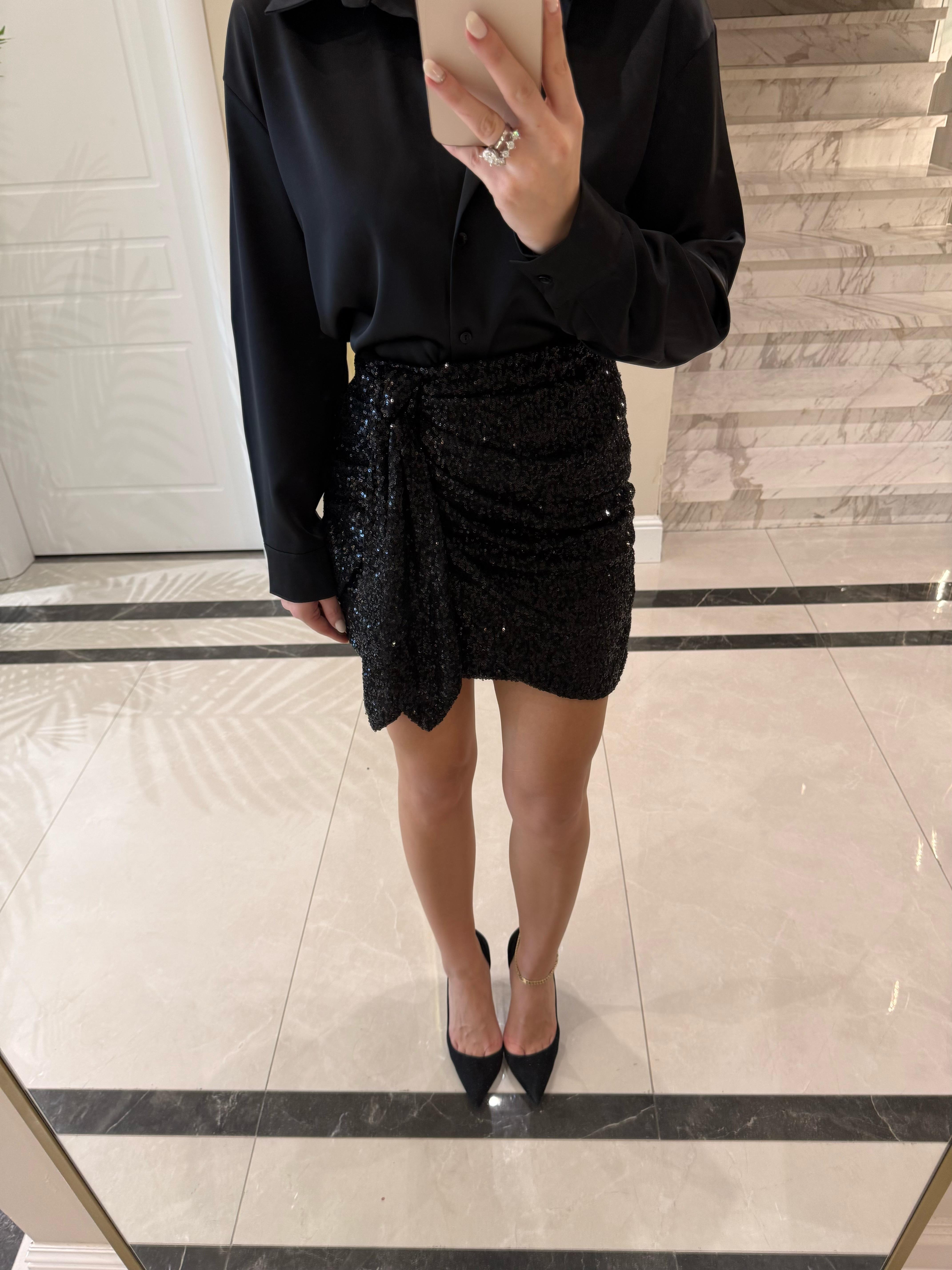 Siyah  Detaylı Pul Payet Mini Etek