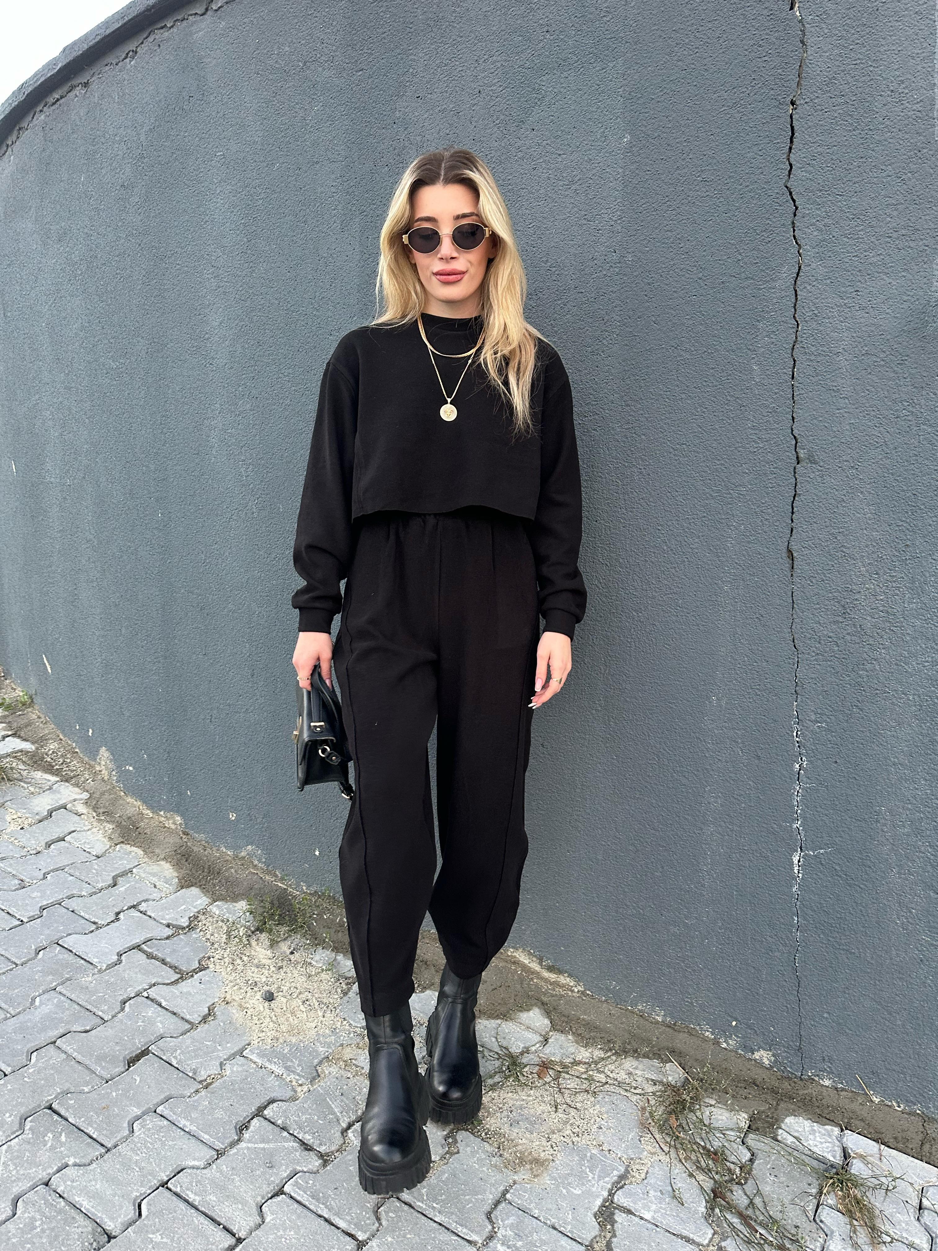 Siyah Fitilli Özel Dokulu Crop Pantolon Takım