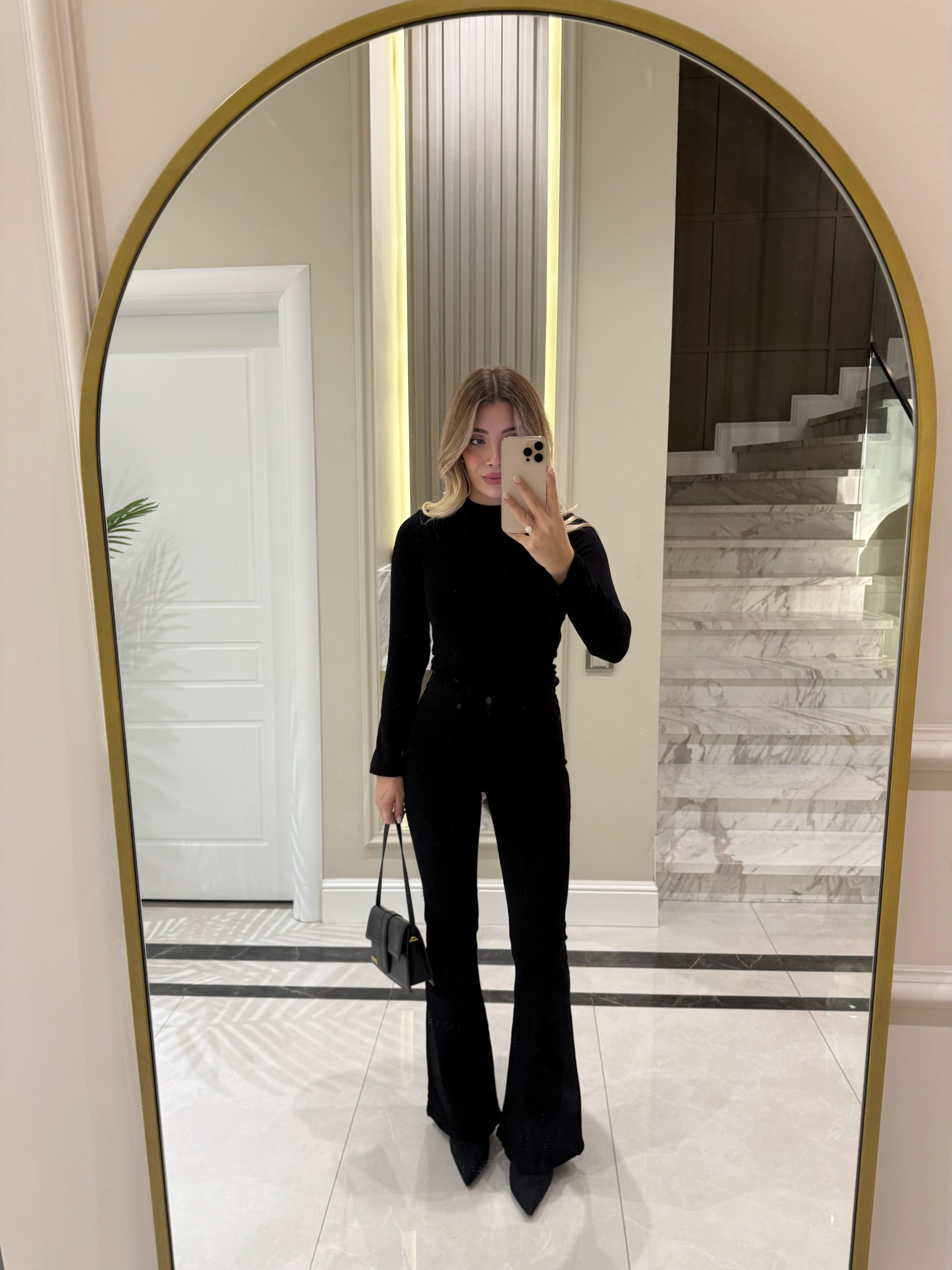 Siyah İspanyol Paça Jean