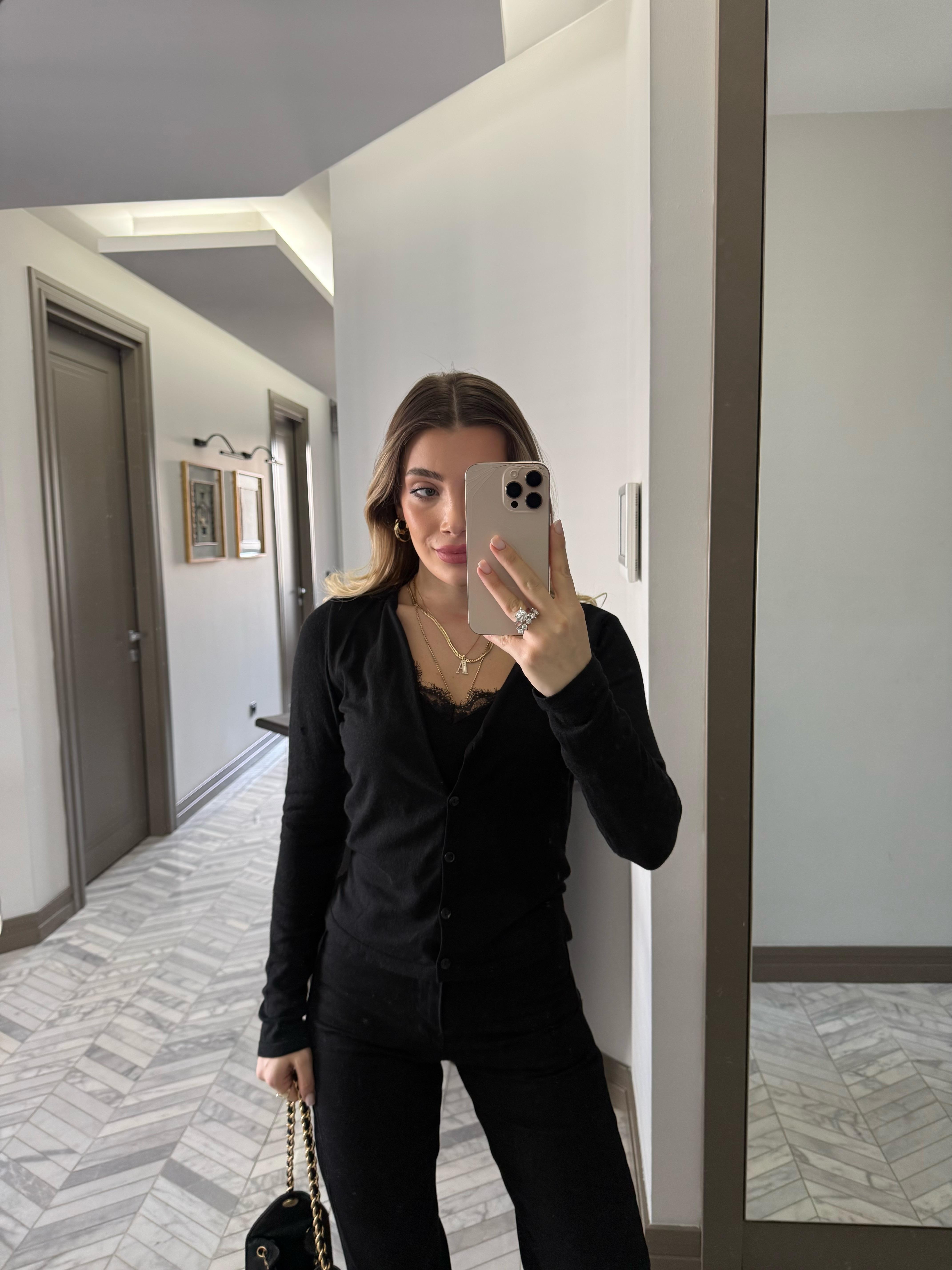 Siyah Kaşmir Dokulu Dantelli Atlet-Hırka İkili Takım