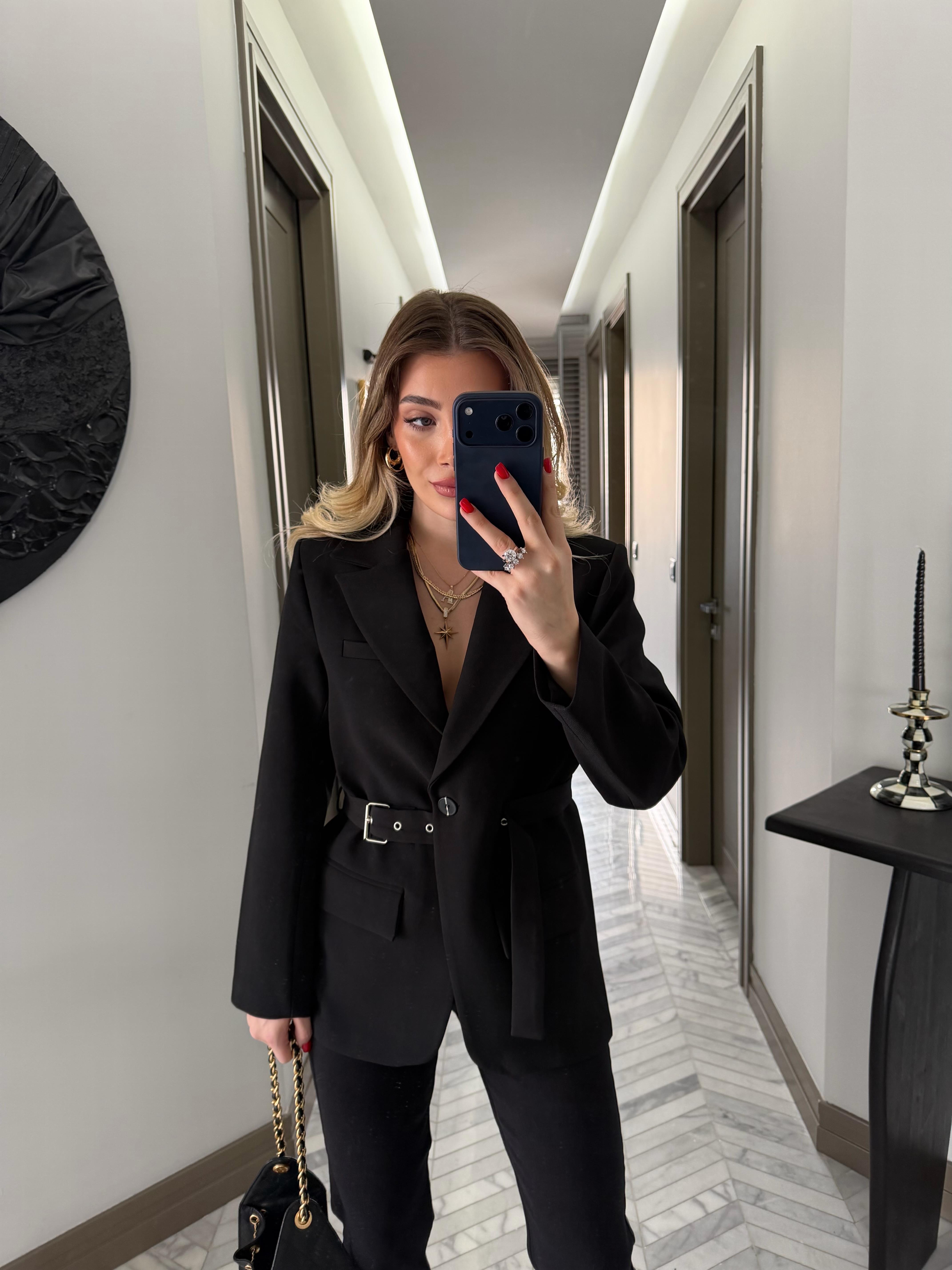 Siyah Kemerli Blazer Ceket-9367