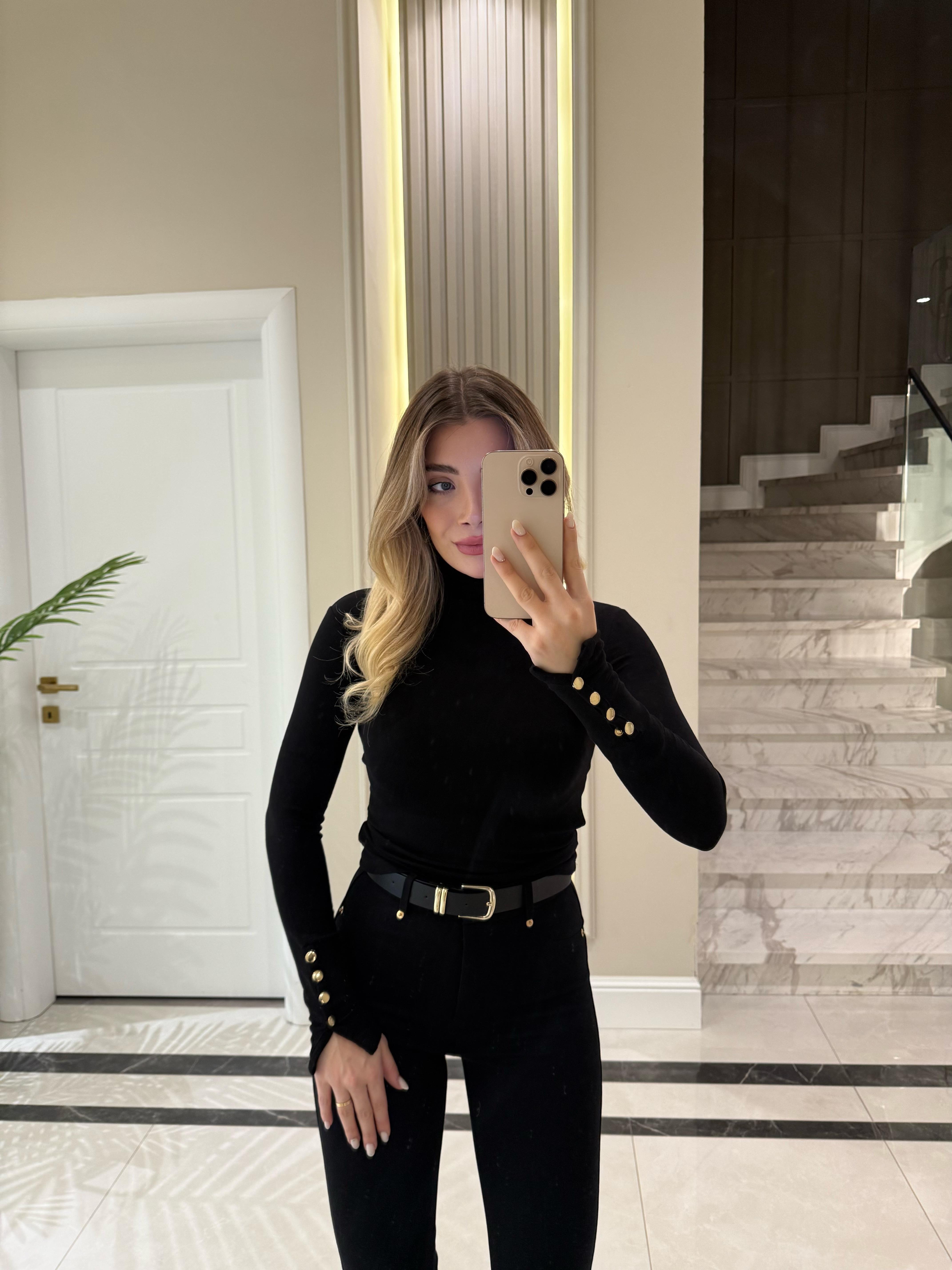 Siyah Kolu Çıtçıtlı Bluz-1075