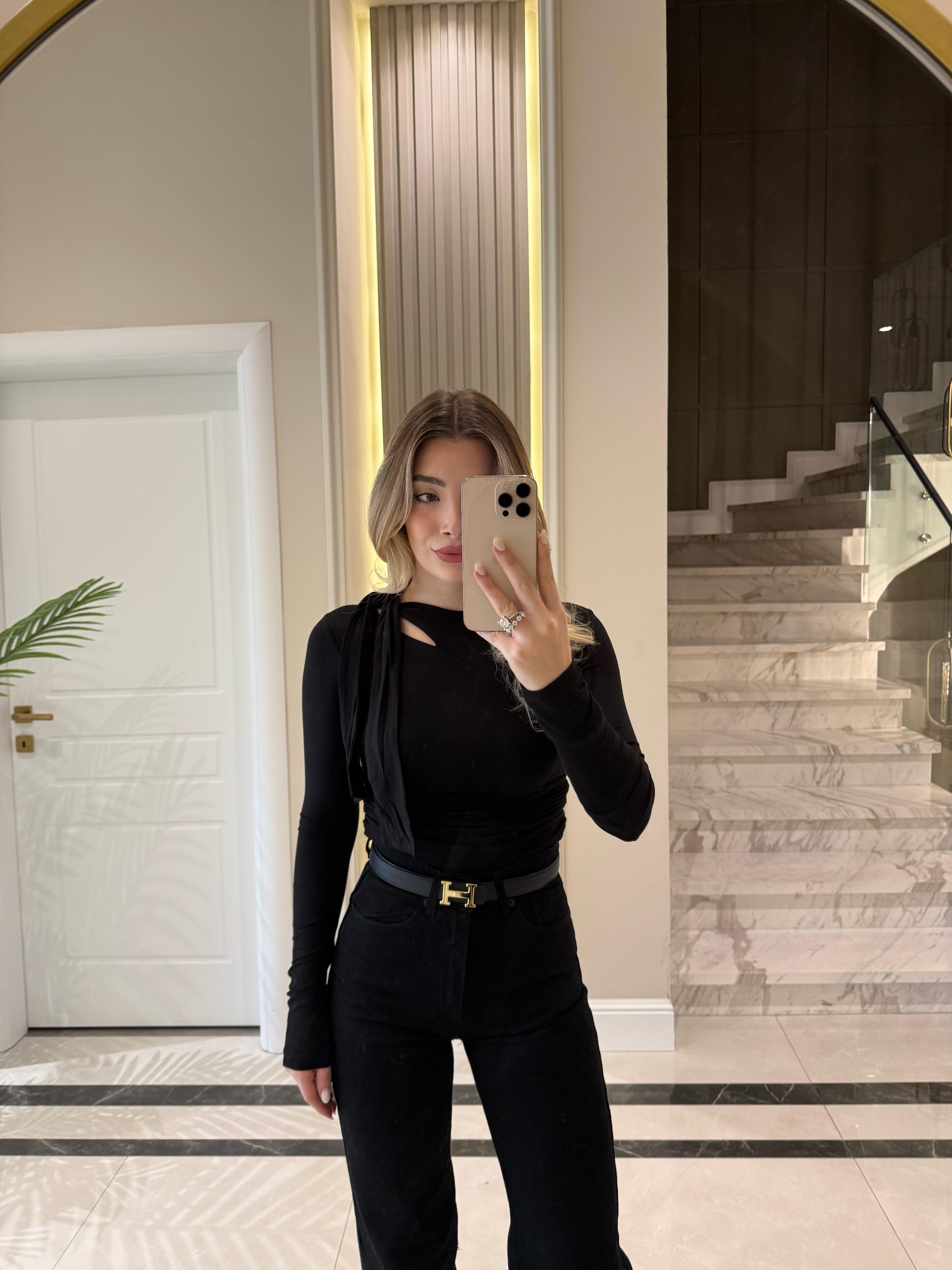 Siyah Uzun Kollu Bluz-1084