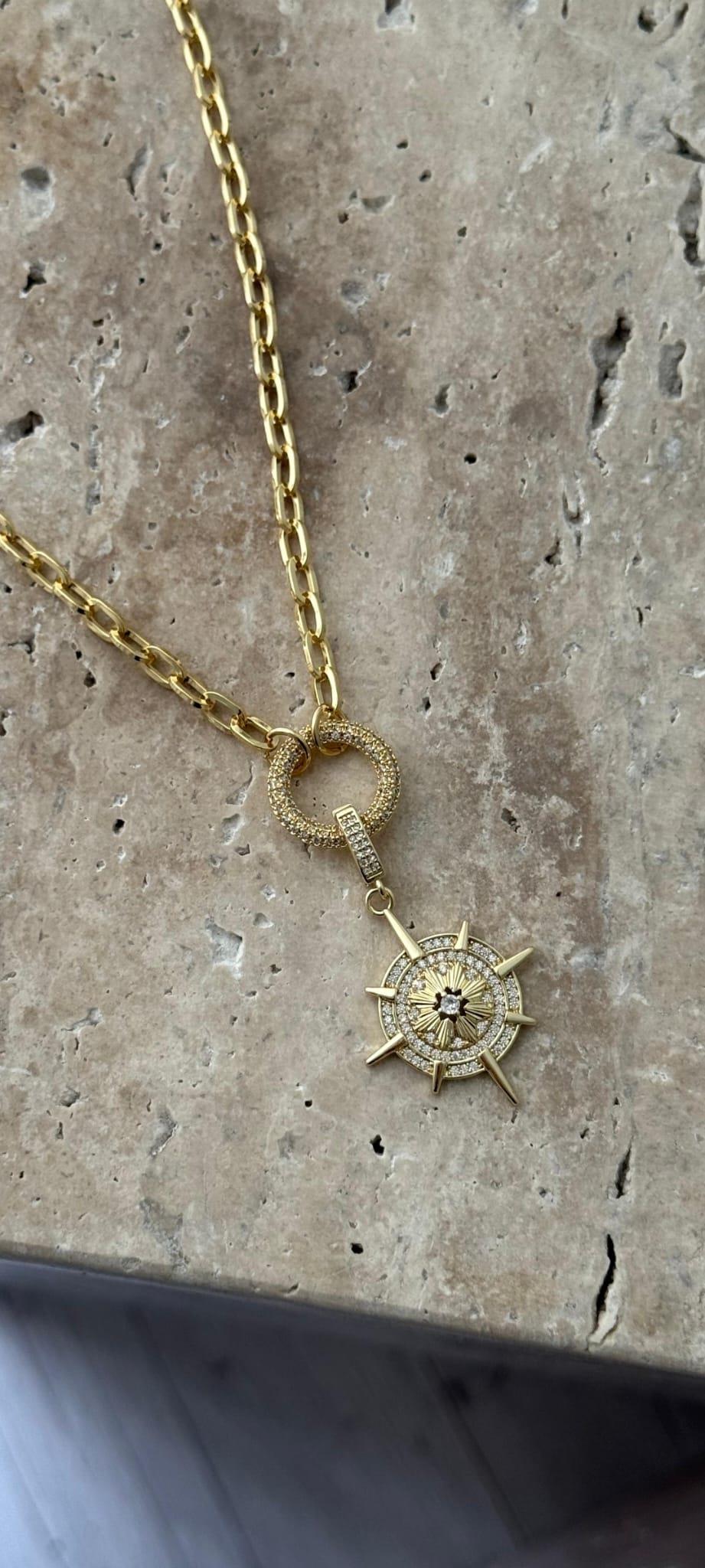 Taşlı Pusula Gold Kolye 